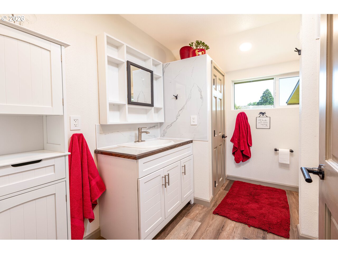Property photo 20 of 40