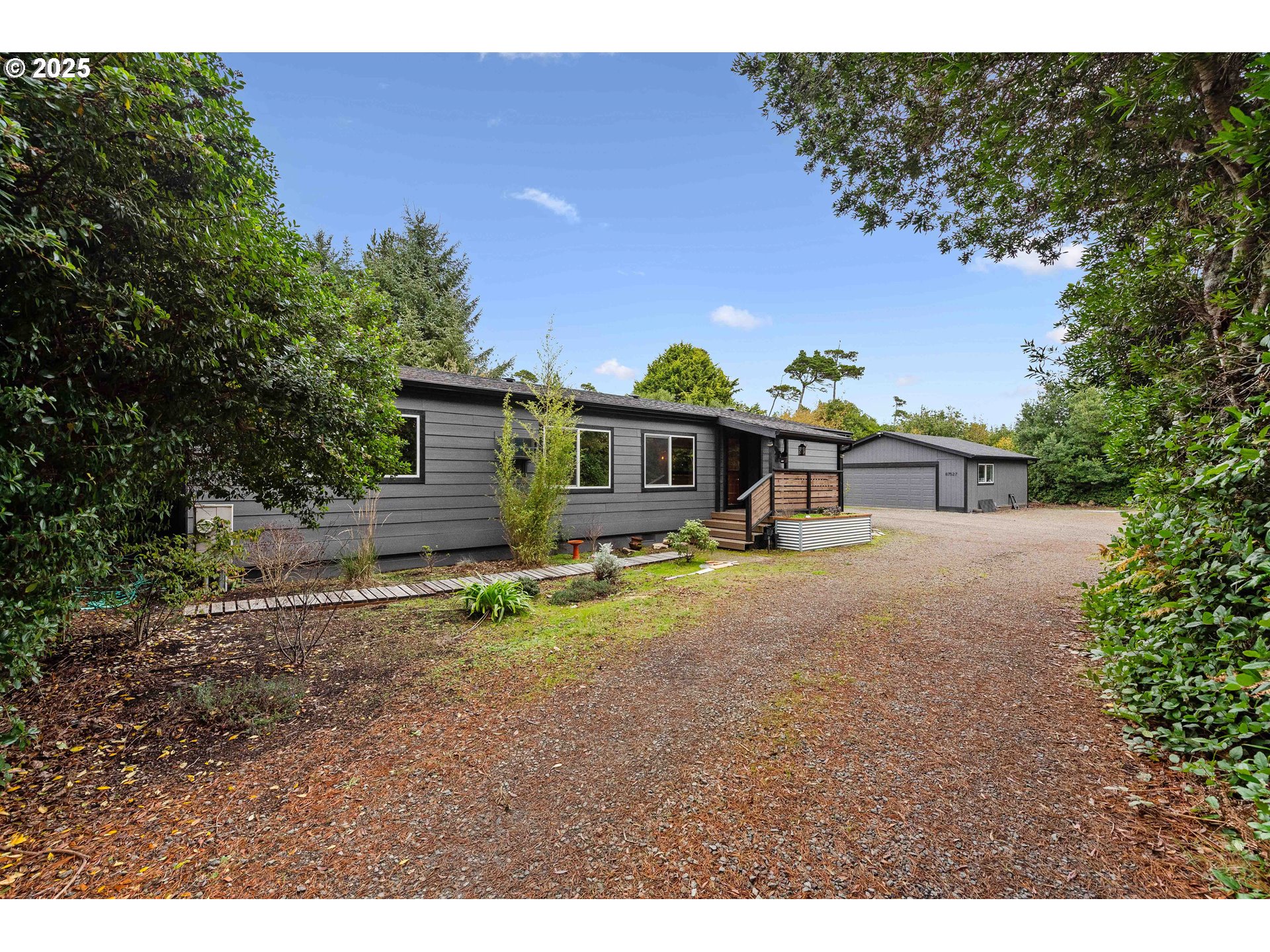 1495 8TH ST, Florence, OR, 97439