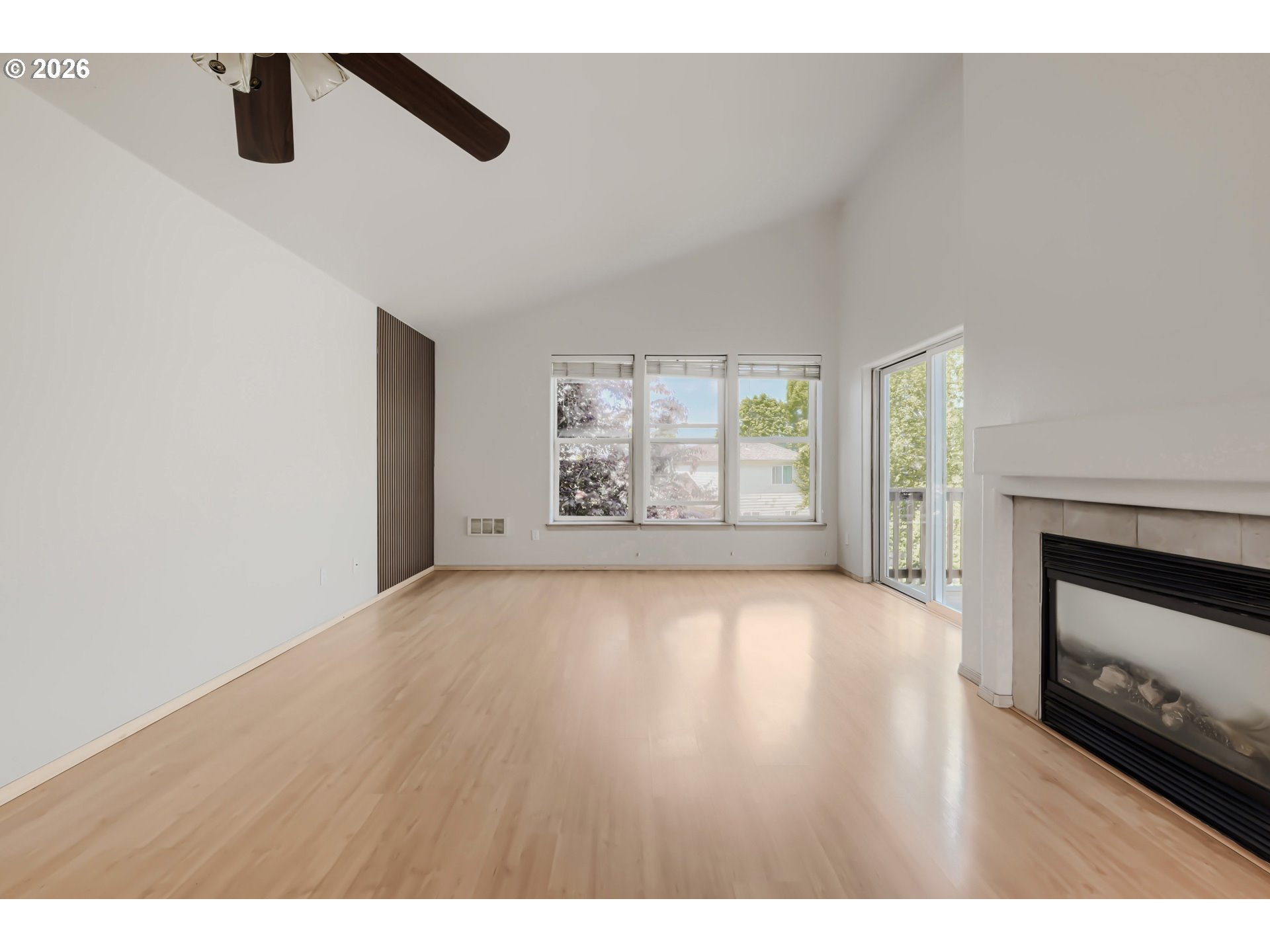 Photo #7: 396394094 Listing: Photo #7
