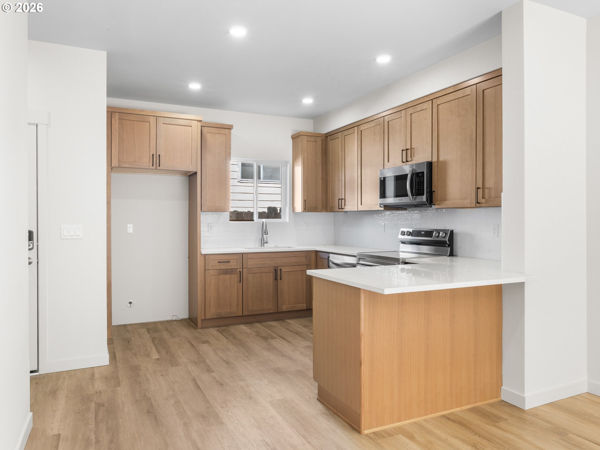 Photo #1: 398058002 Listing: Photo #1