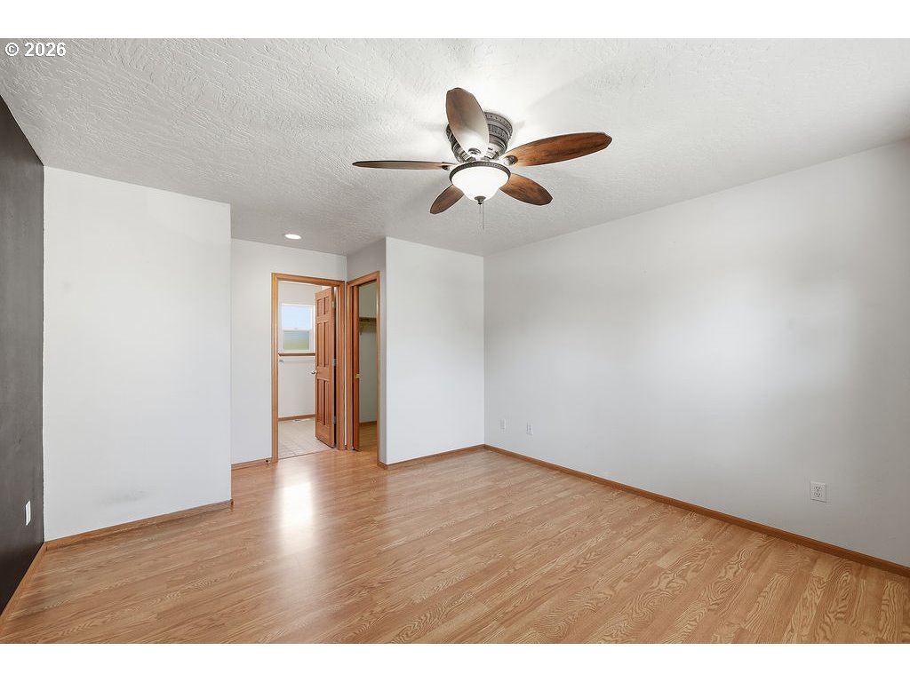 Property photo 15 of 45