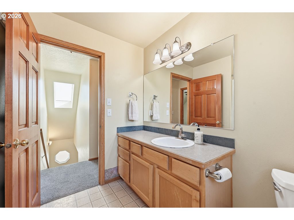 Property photo 21 of 45