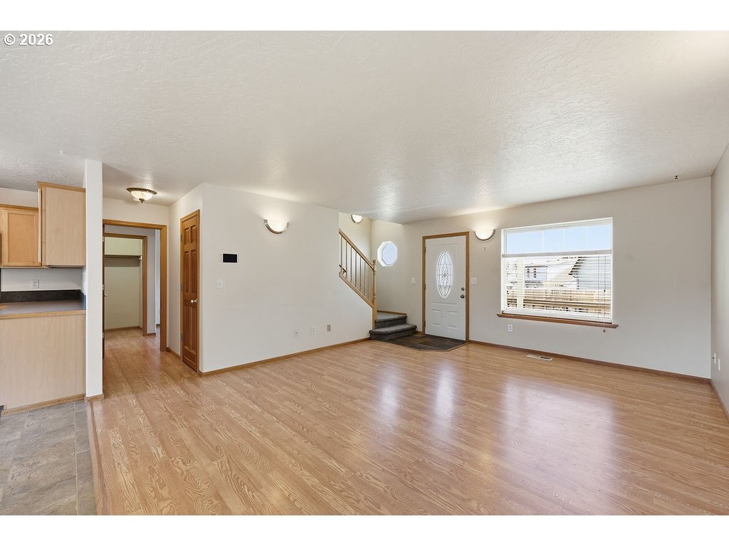 Property photo 6 of 45