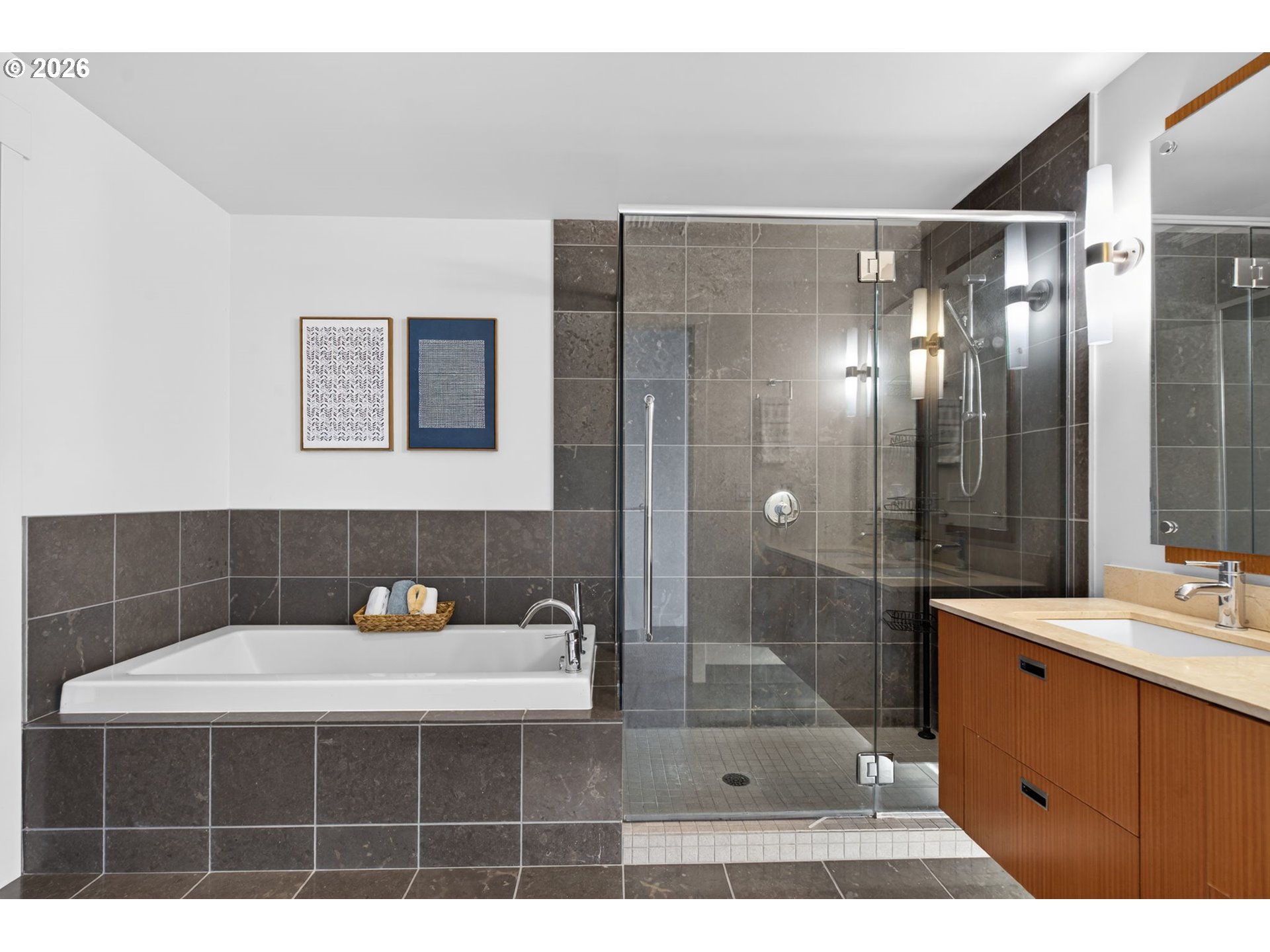 Photo #19: 398674565 Listing: Photo #19