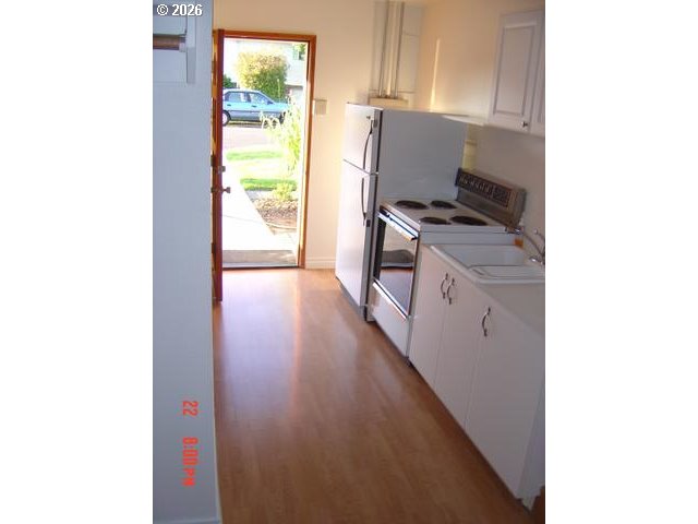 9242 SE HARRISON ST, Portland, OR, 97216