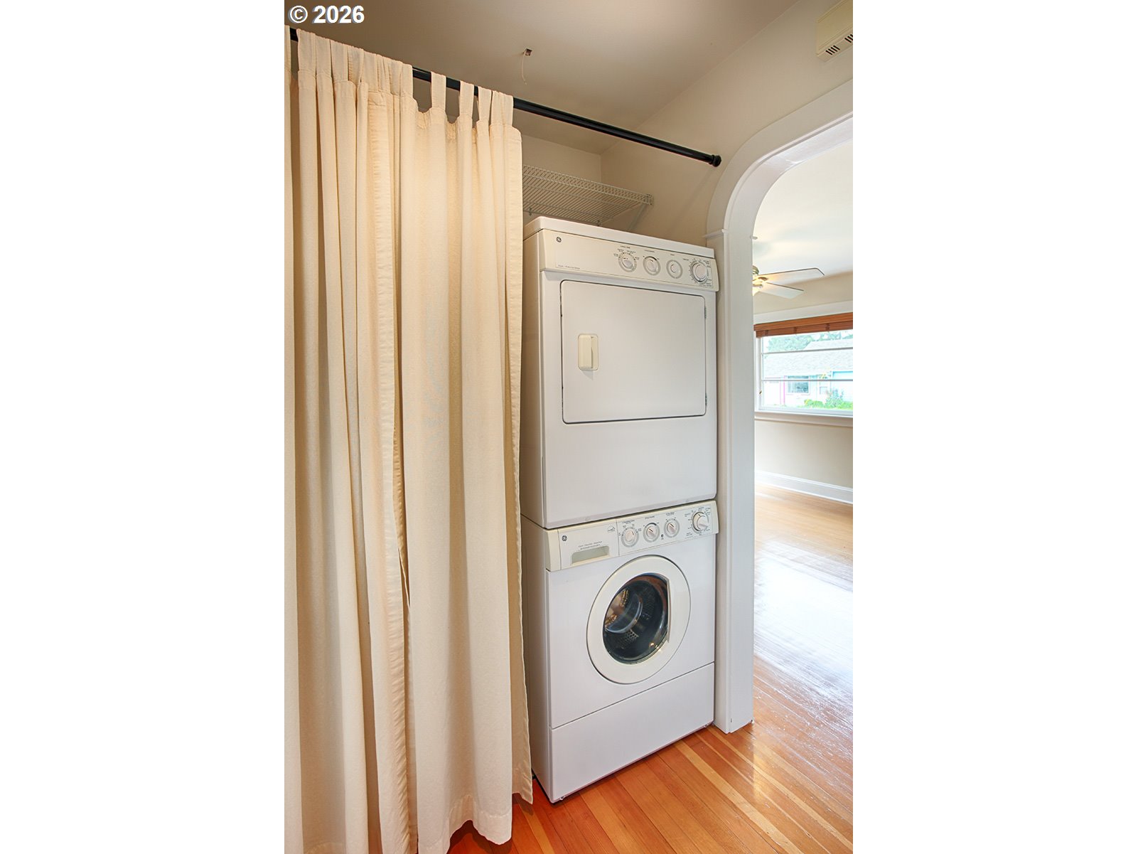 9242 SE HARRISON ST, Portland, OR, 97216