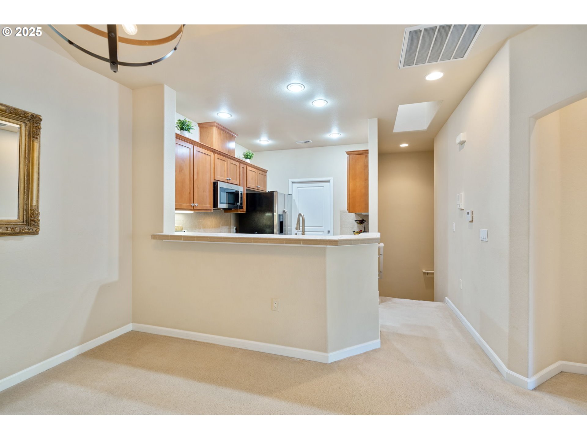 Photo #5: 399998579 Listing 