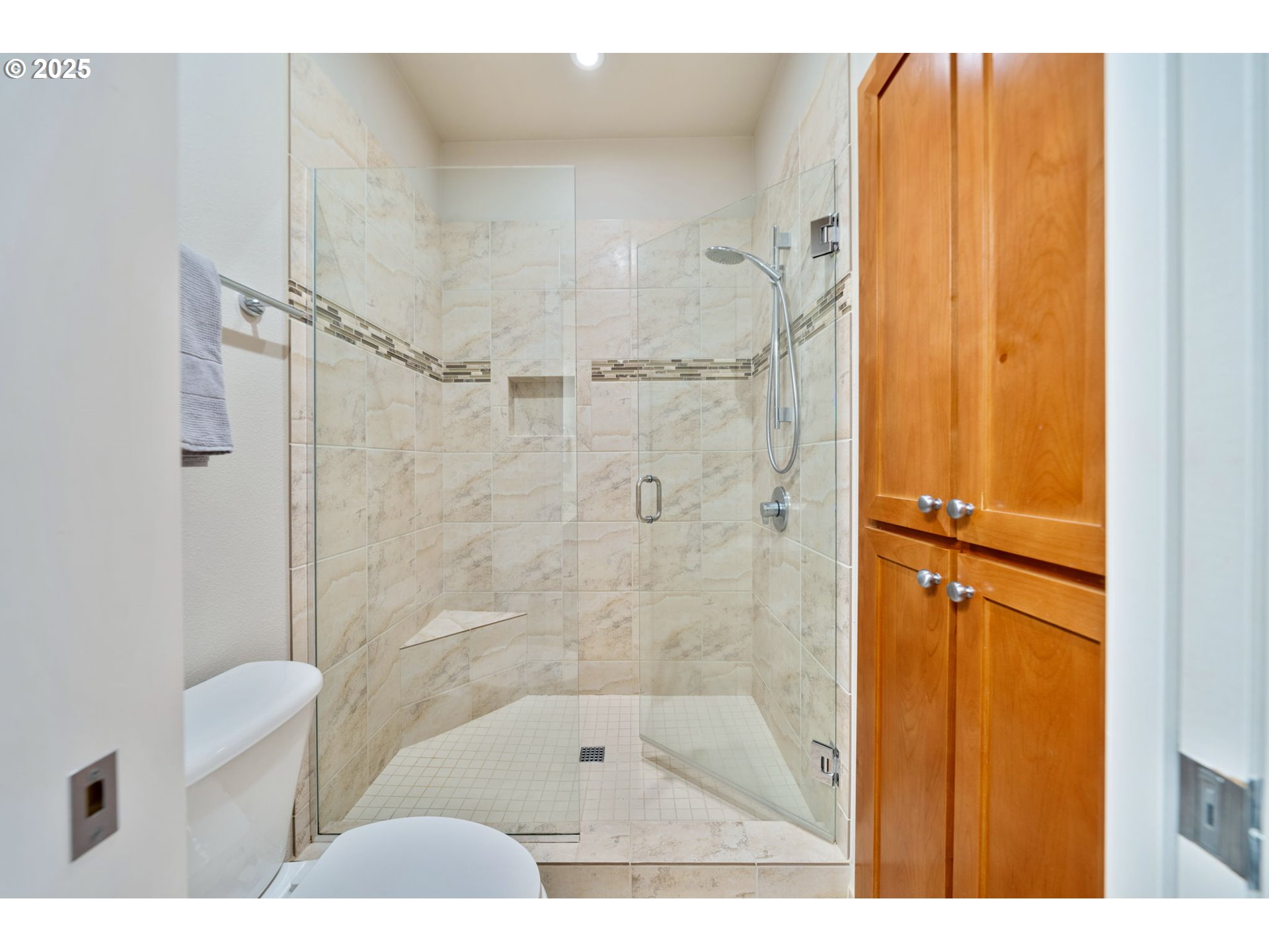 Photo #14: 399998579 Listing: Photo #14