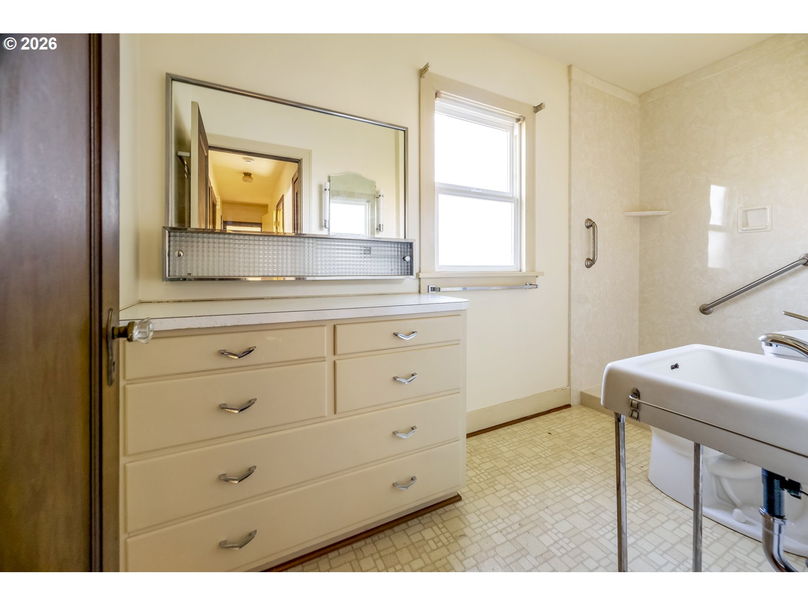 3204 SE 33RD AVE, Portland, OR, 97202