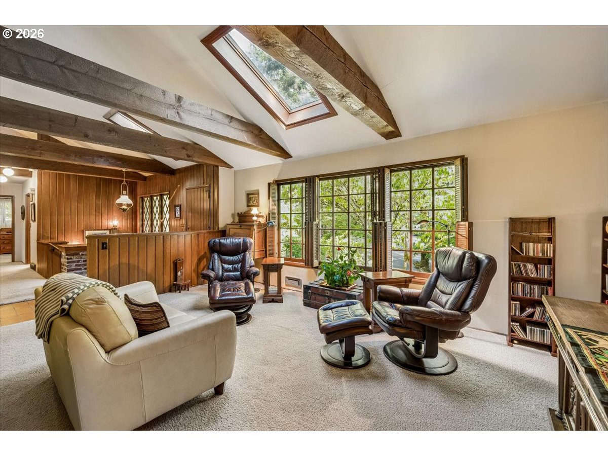 Property photo 11 of 47