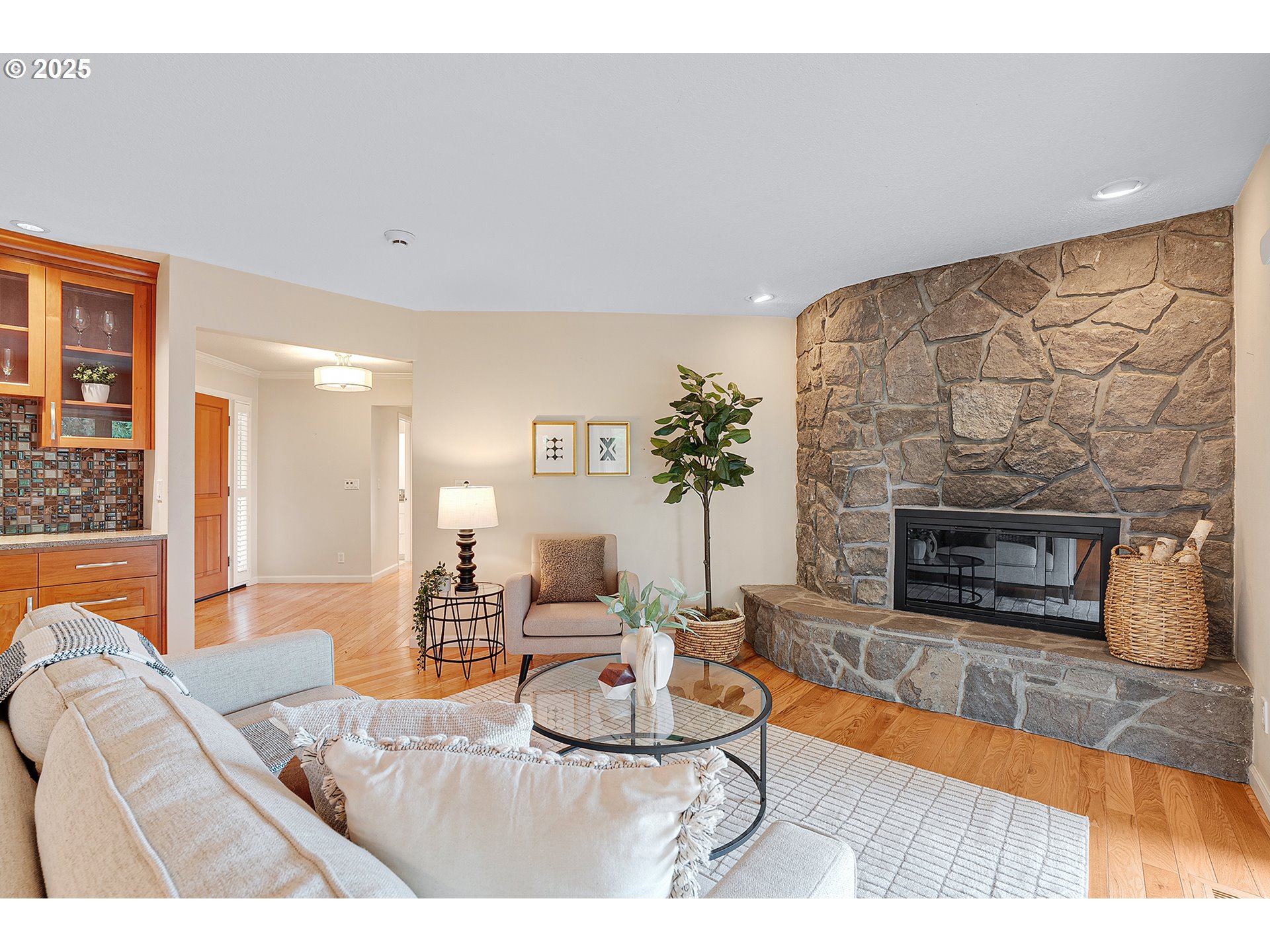 Photo #14: 401164153 Listing: Photo #14