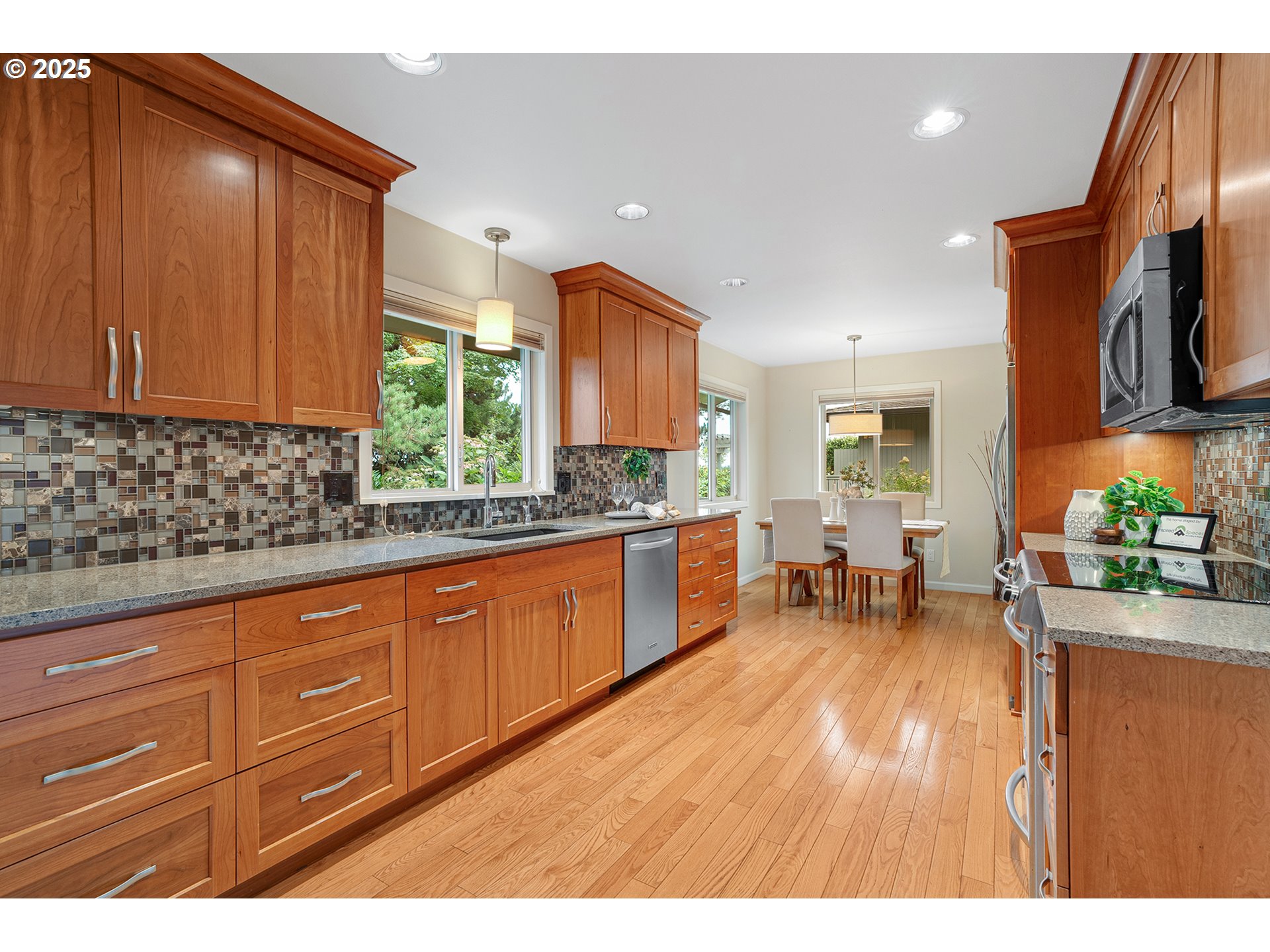 Photo #16: 401164153 Listing: Photo #16