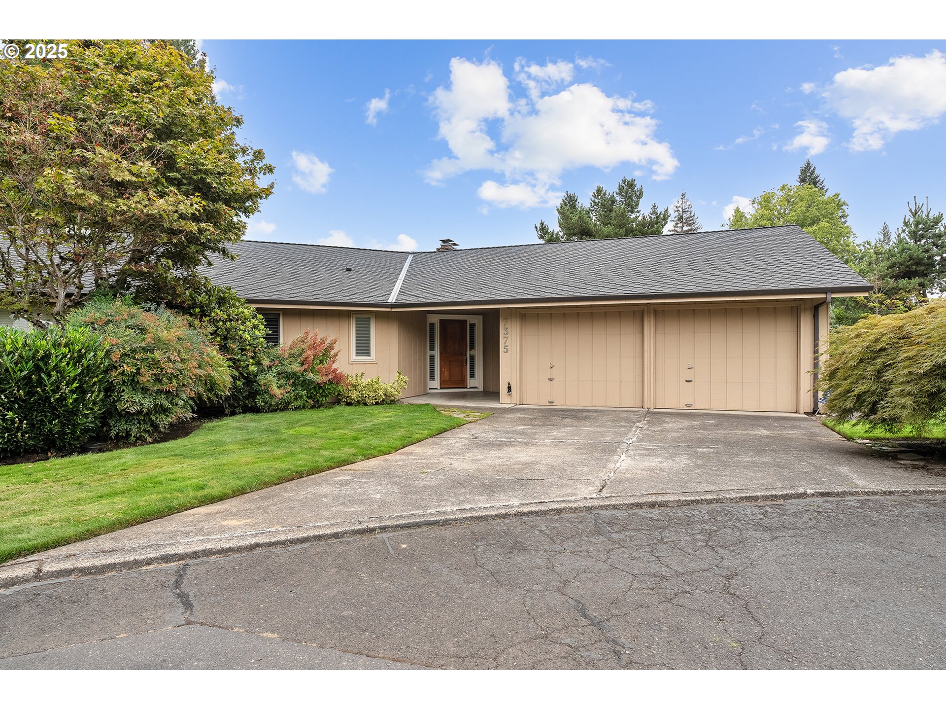 Photo #2: 401164153 Listing 