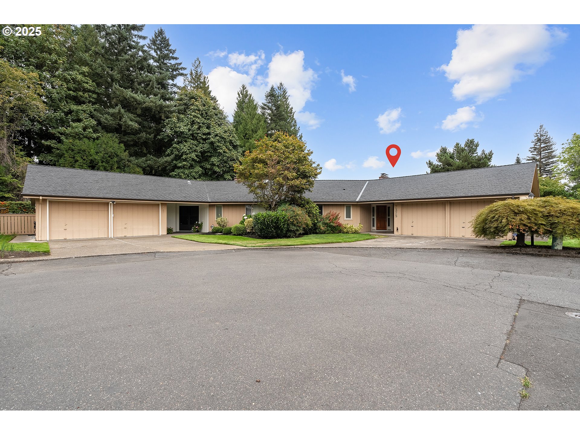 Browse active condo listings in CLEAR HILLS
