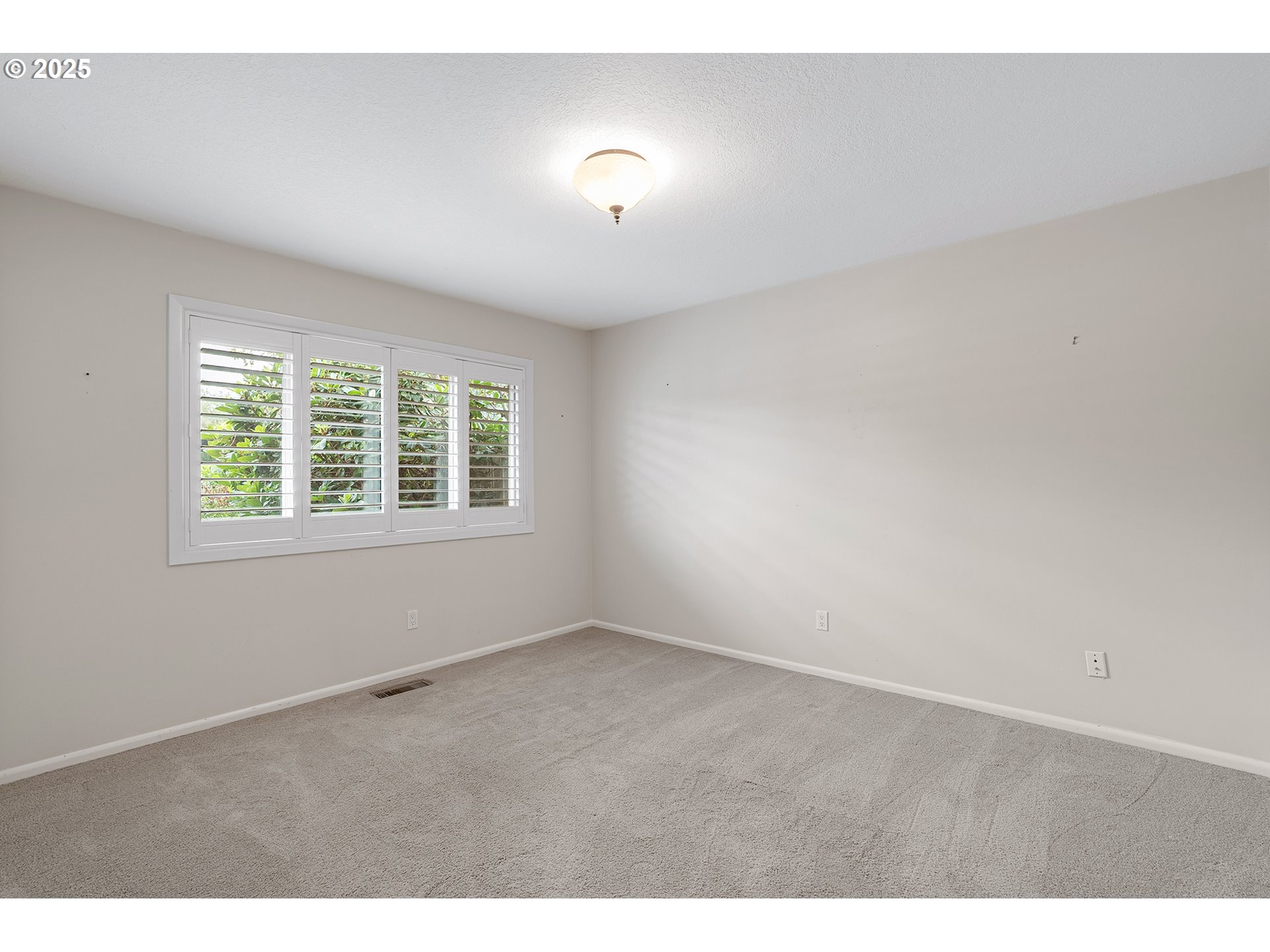 Photo #27: 401164153 Listing: Photo #27
