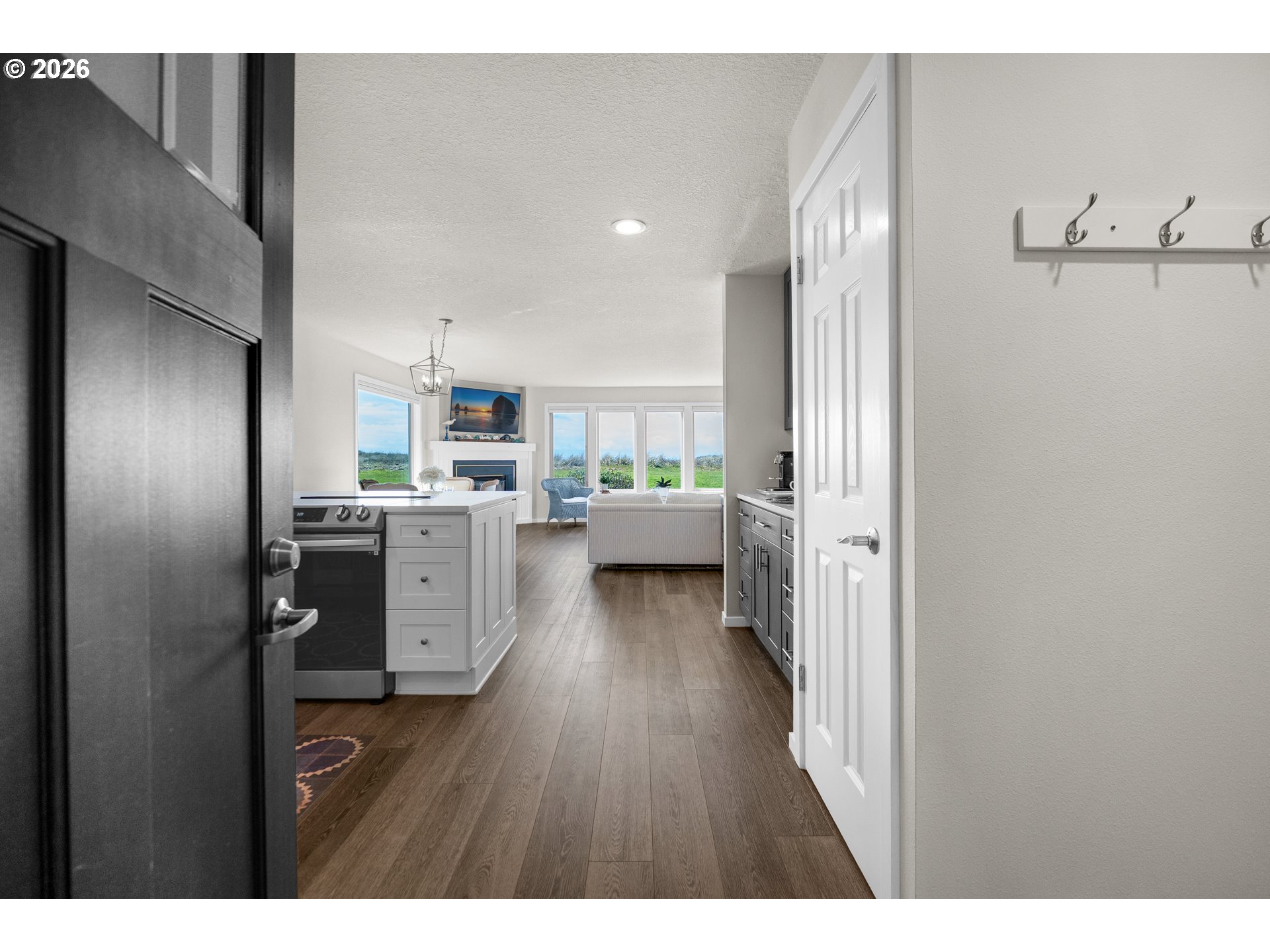 403 N BREAKERS POINT CT UNIT 403, Cannon Beach, OR, 97110