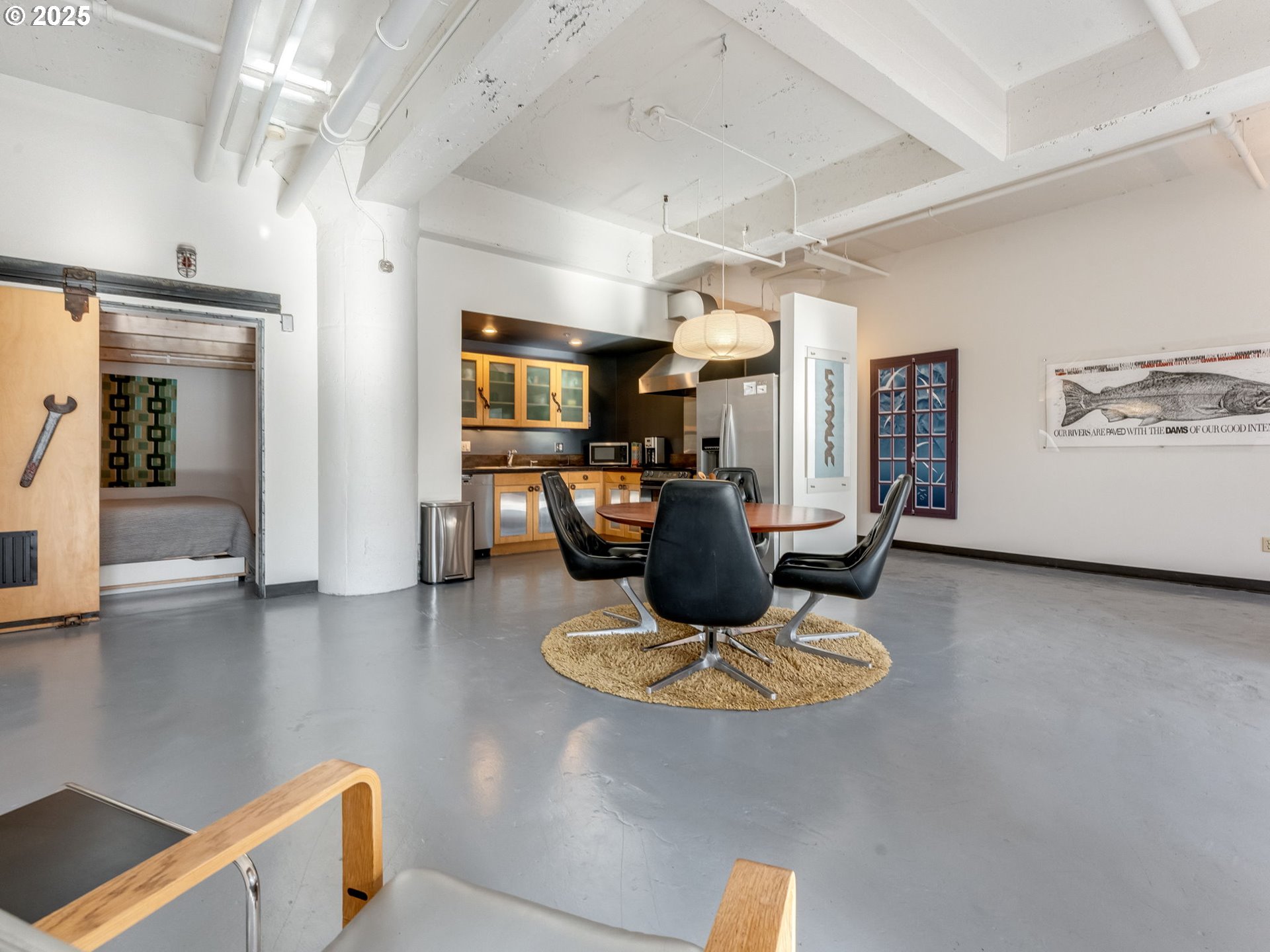 Photo #6: 402289196 Listing 