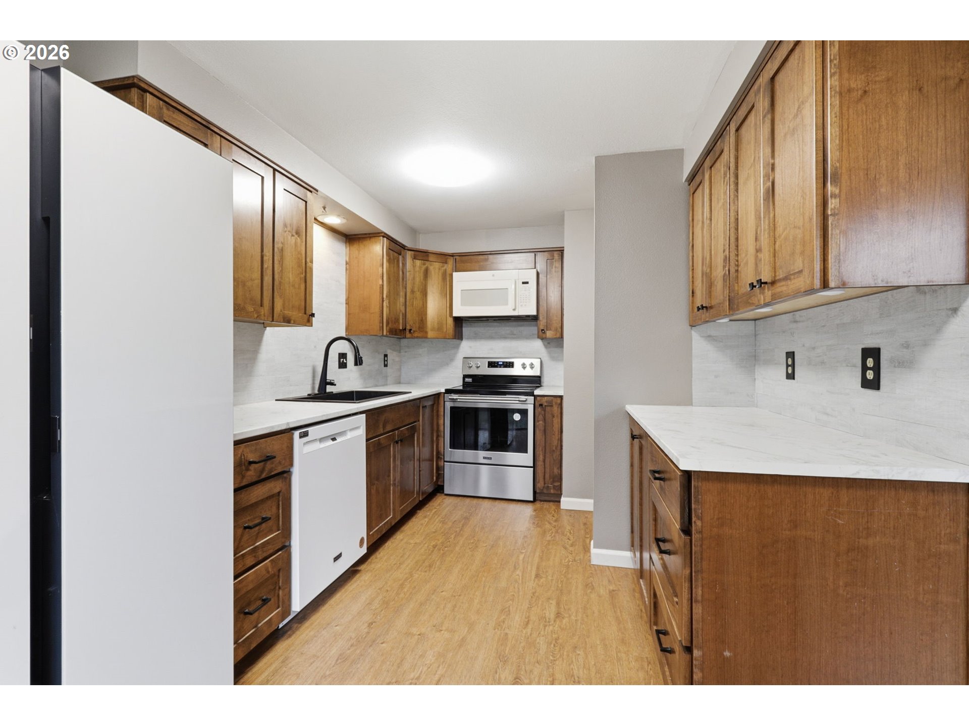 Photo #17: 402492326 Listing: Photo #17