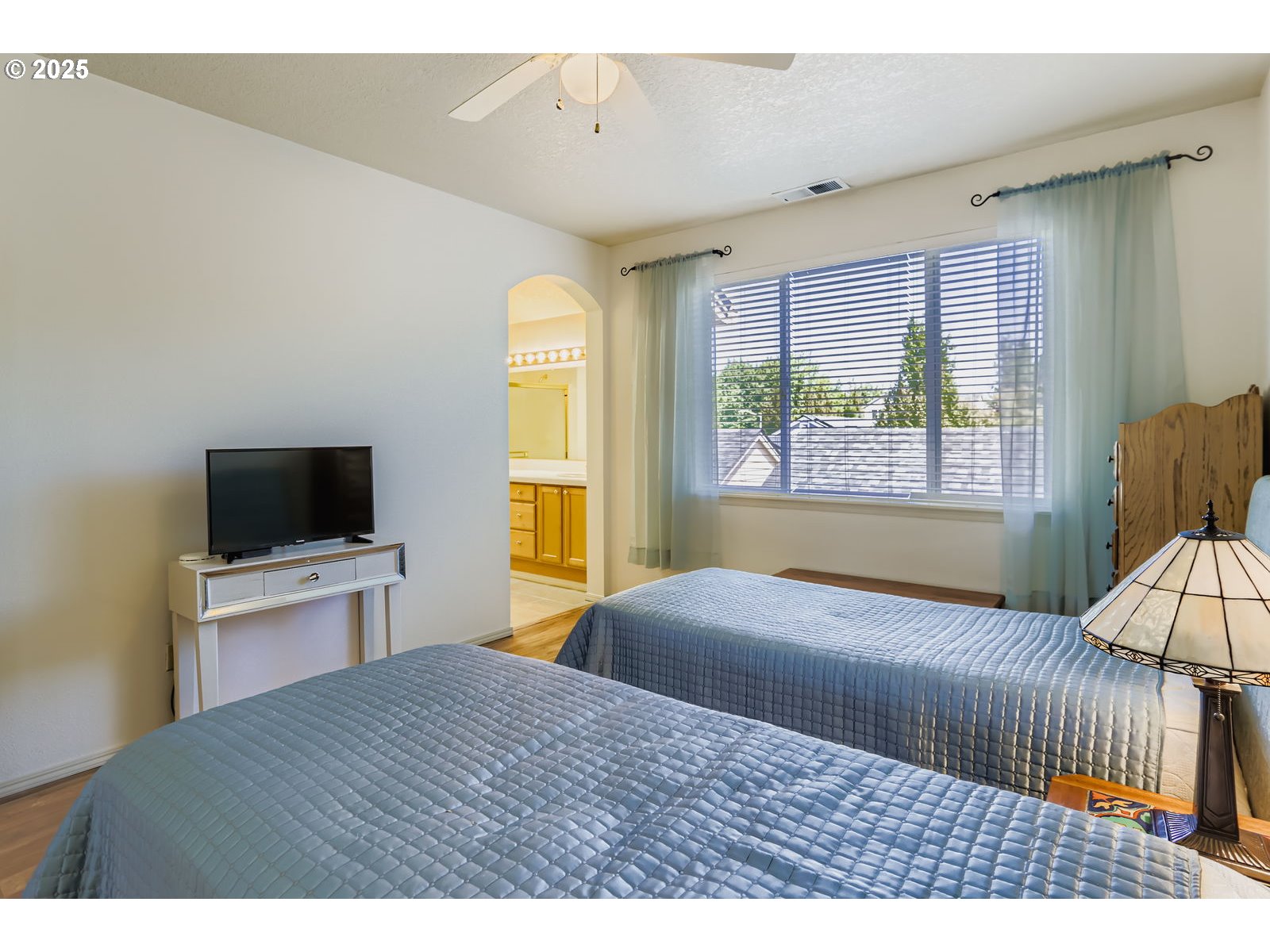 1860 NE ORENCO STATION PKWY, Hillsboro, OR, 97124