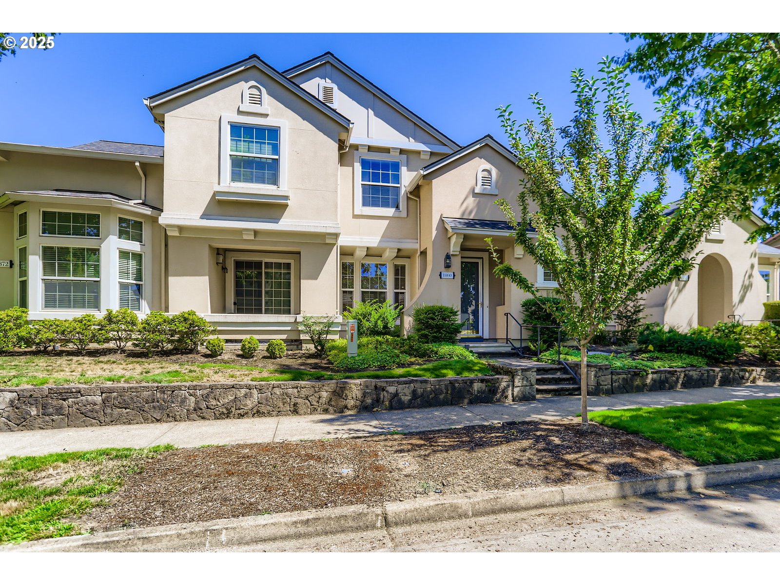 1860 NE ORENCO STATION PKWY, Hillsboro, OR, 97124