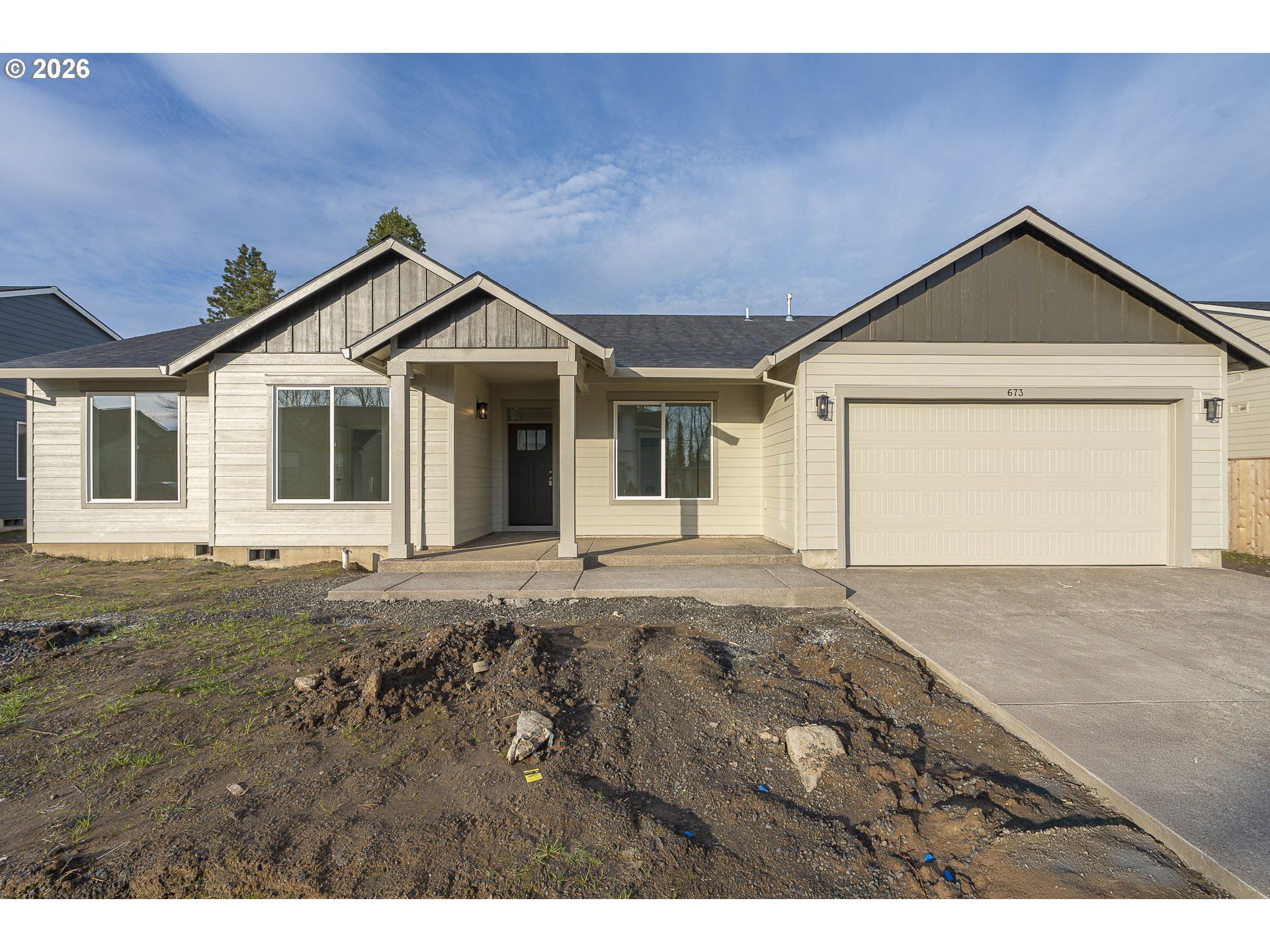673 Parker LOOP, Silverton, OR, 97381