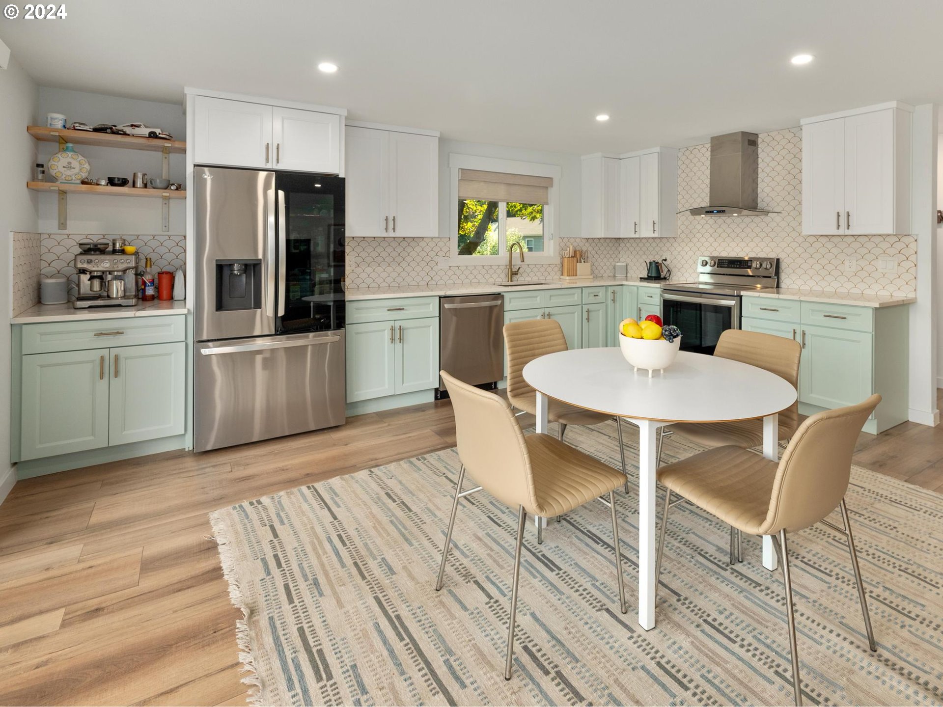 818 ASH ST, Lake Oswego, OR, 97034