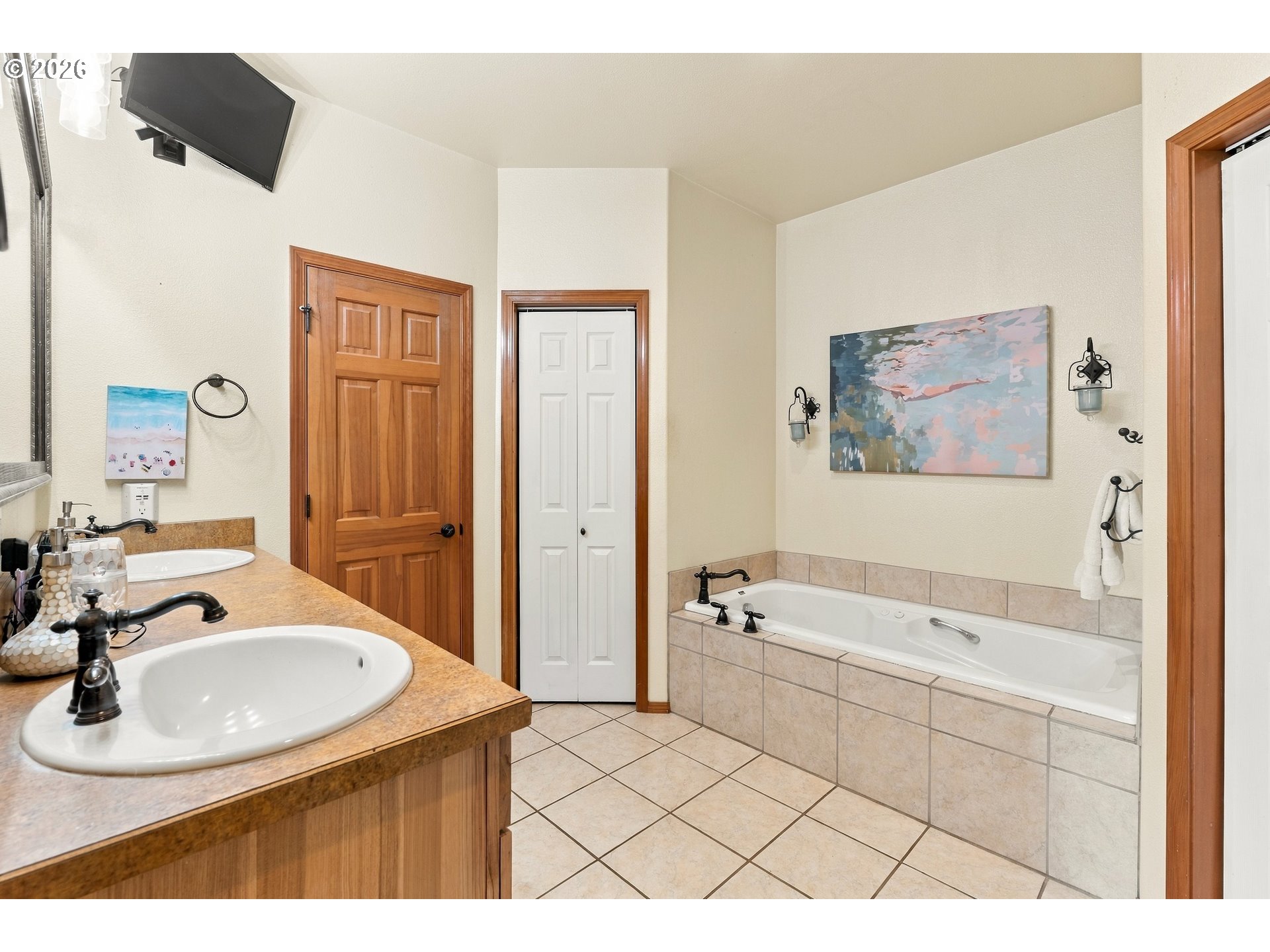 Property photo 13 of 38