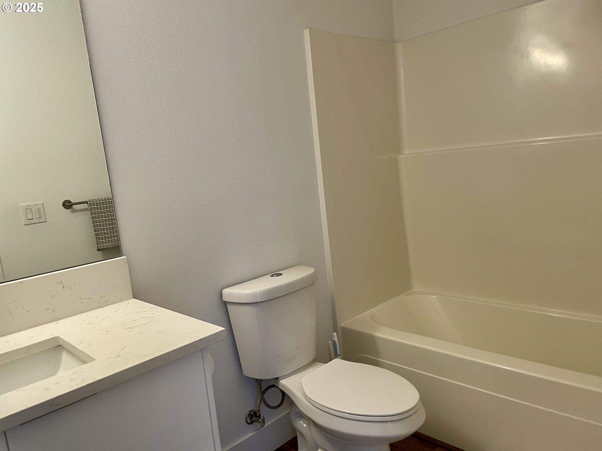 Photo #20: 403492025 Listing: Photo #20