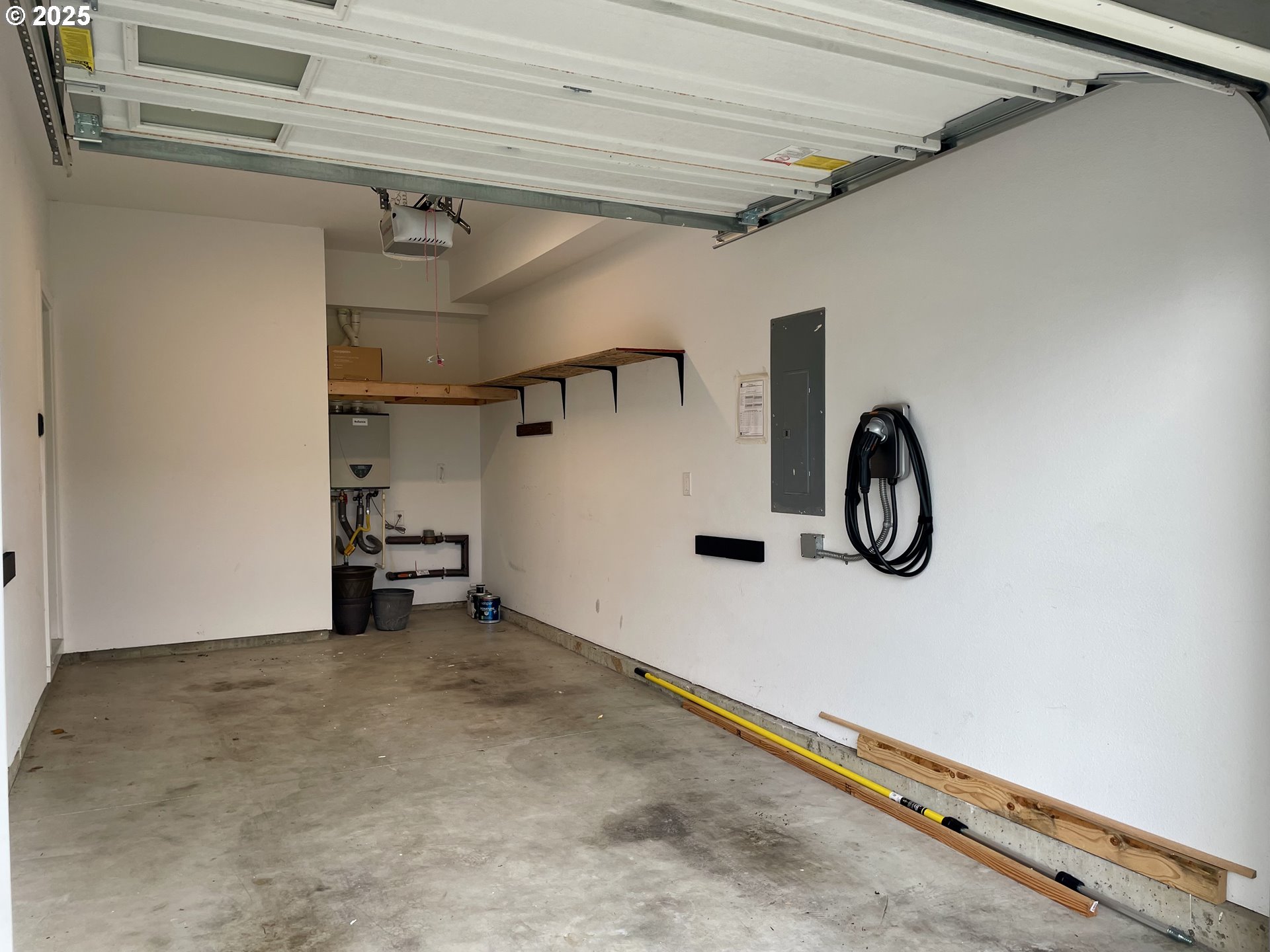 Photo #9: 403492025 Listing: Photo #9