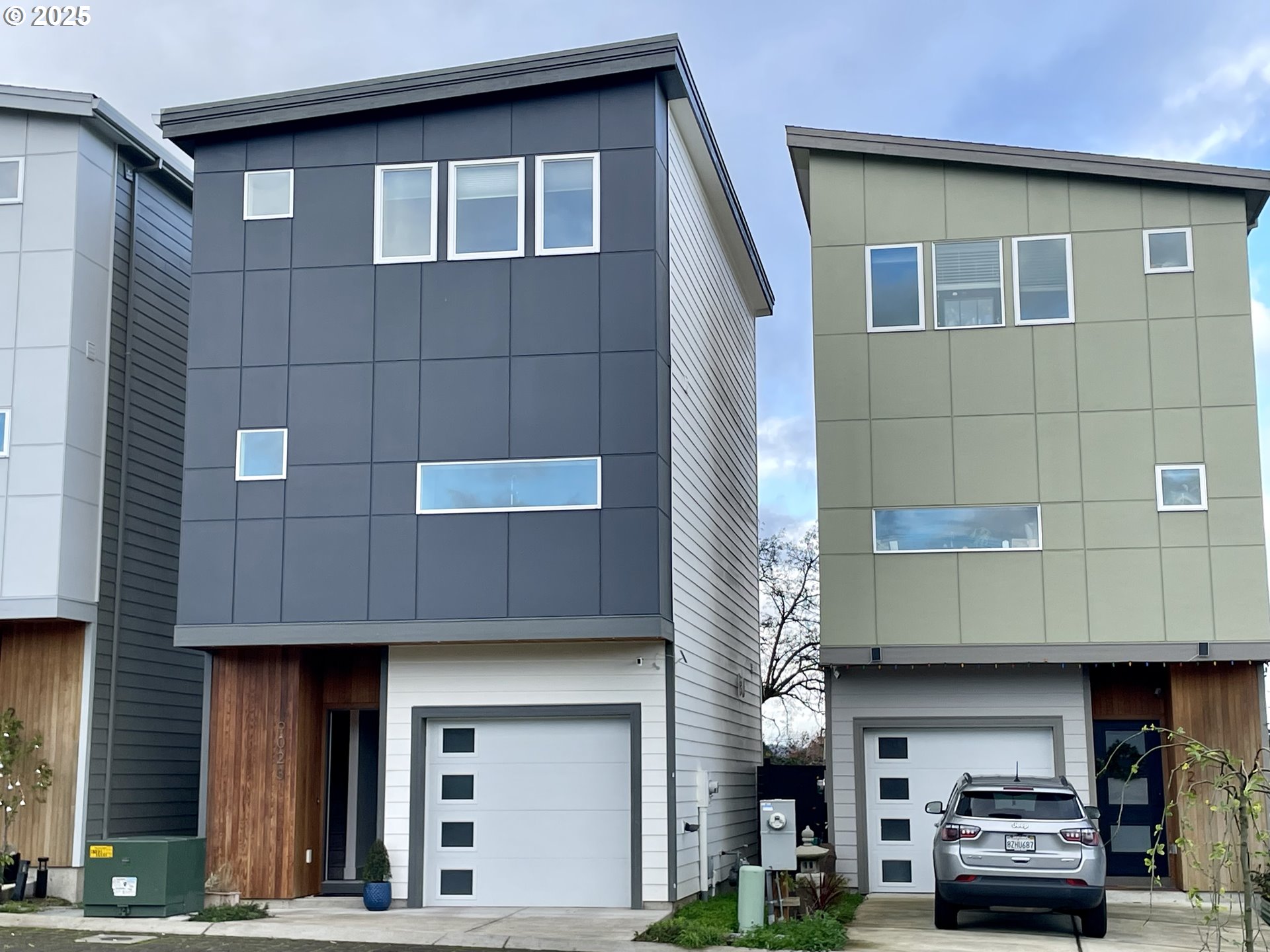 Photo #21: 403492025 Listing: Photo #21