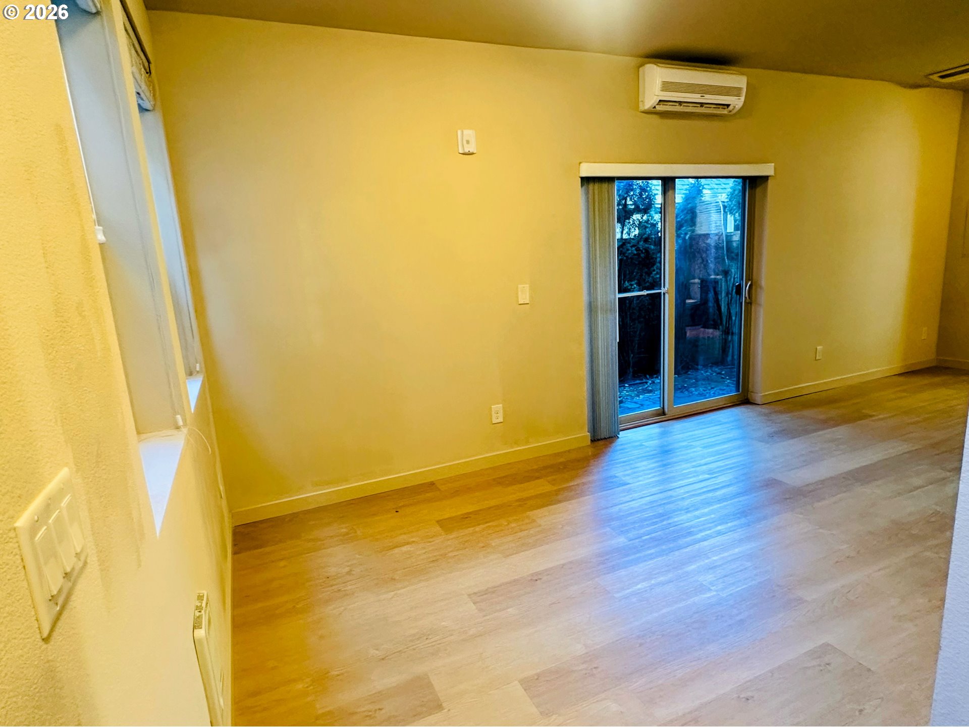 Photo #4: 403687274 Listing: Photo #4