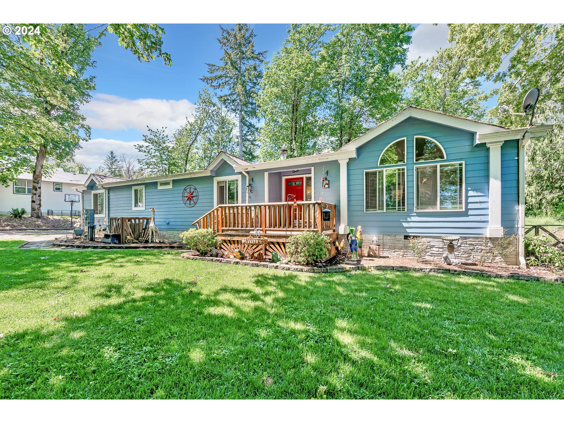 Photo of 92705 TWO LAKES LN Blachly OR 97412