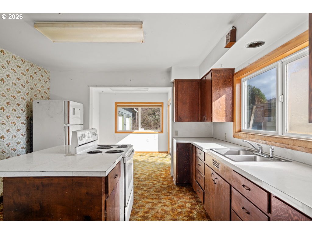 5235 BRICKYARD, Tillamook, OR, 97141