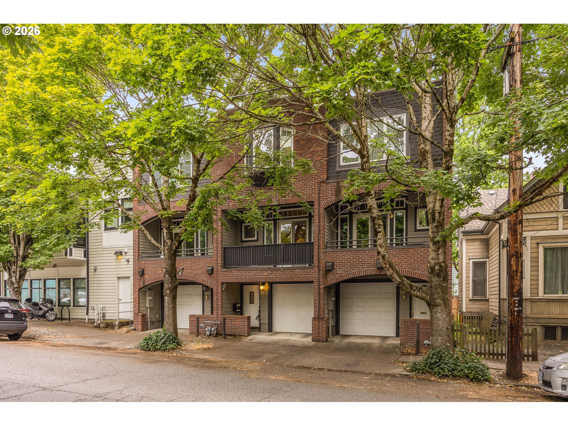 Photo of 2667 NW THURMAN ST Portland OR 97210