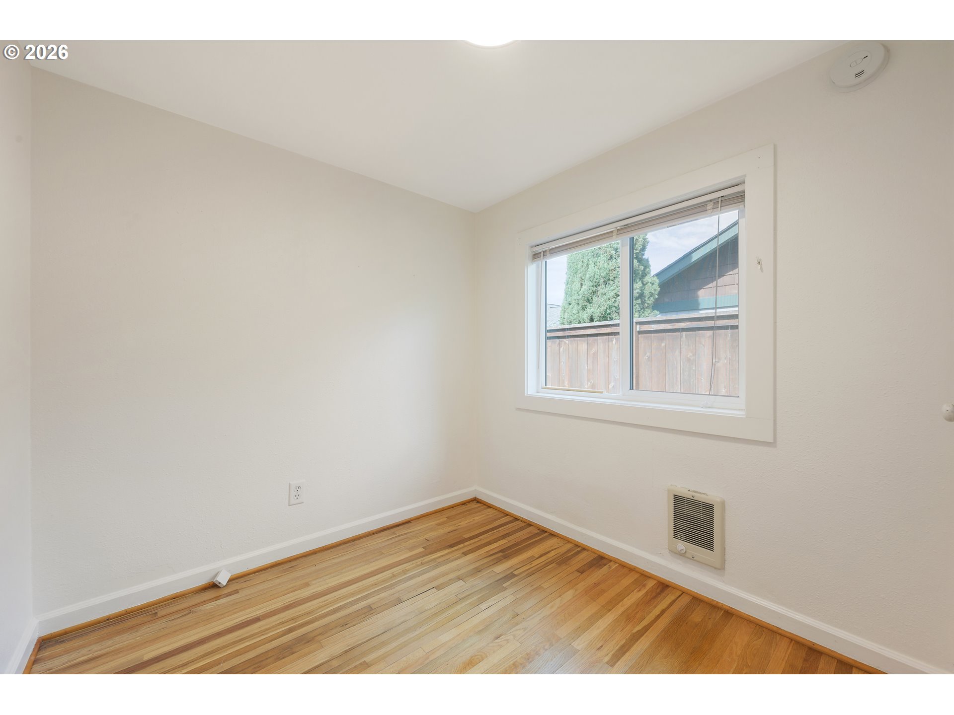 865 W 28TH AVE, Eugene, OR, 97405