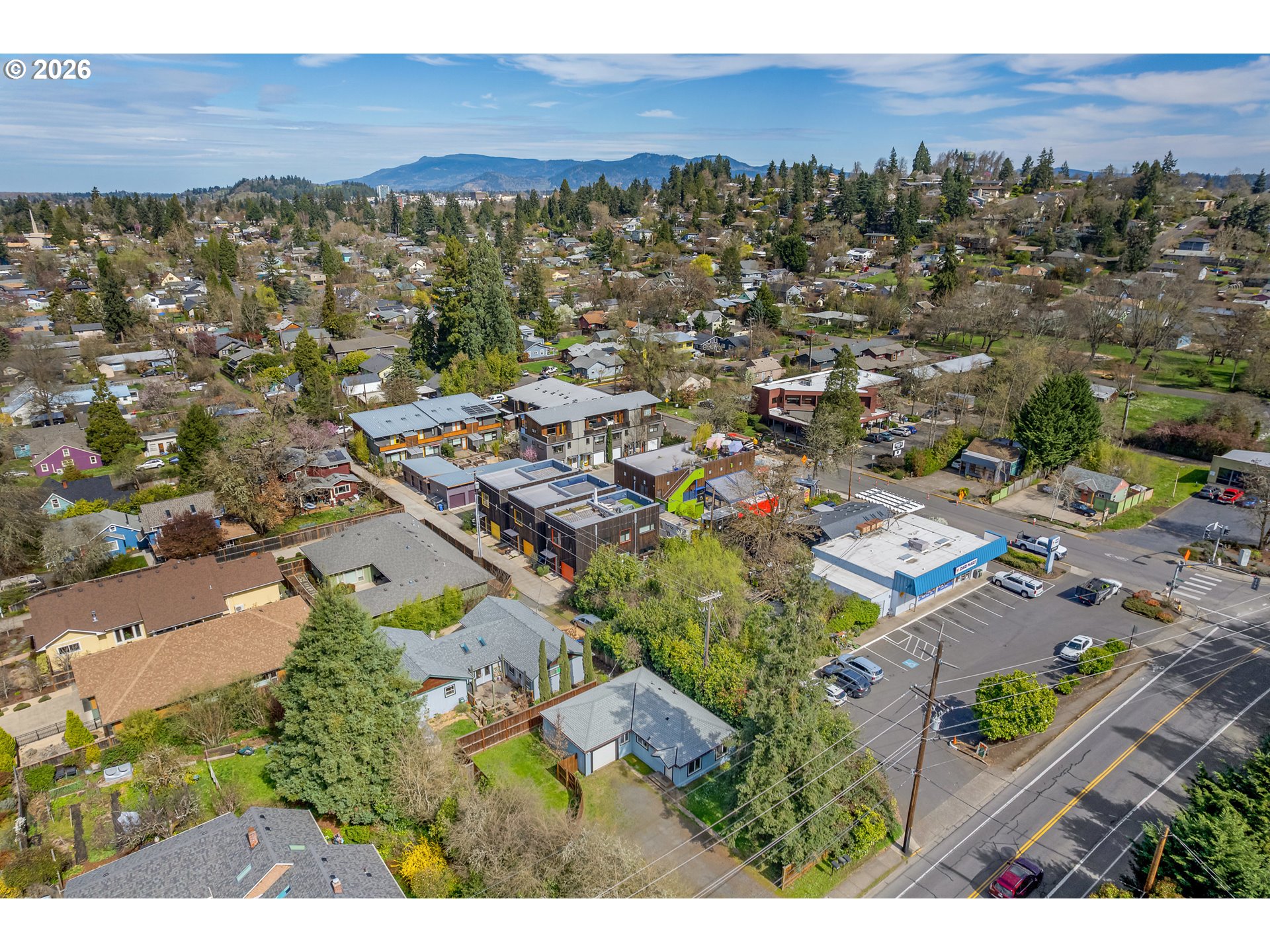 865 W 28TH AVE, Eugene, OR, 97405