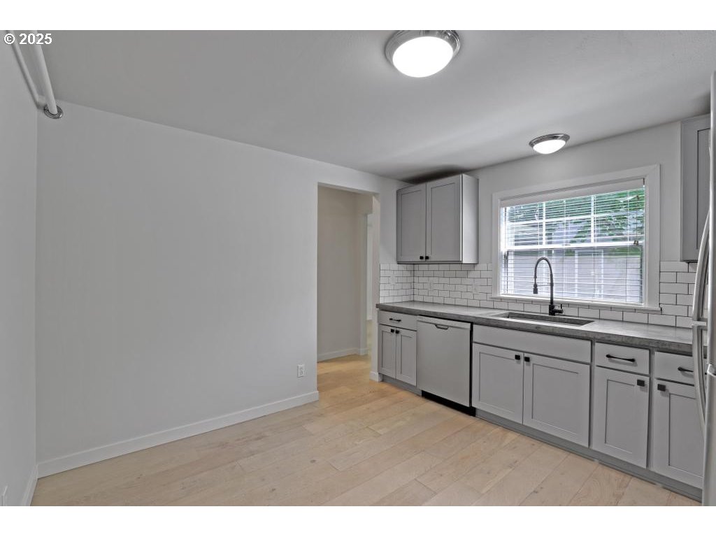 Photo #12: 406999198 Listing: Photo #12