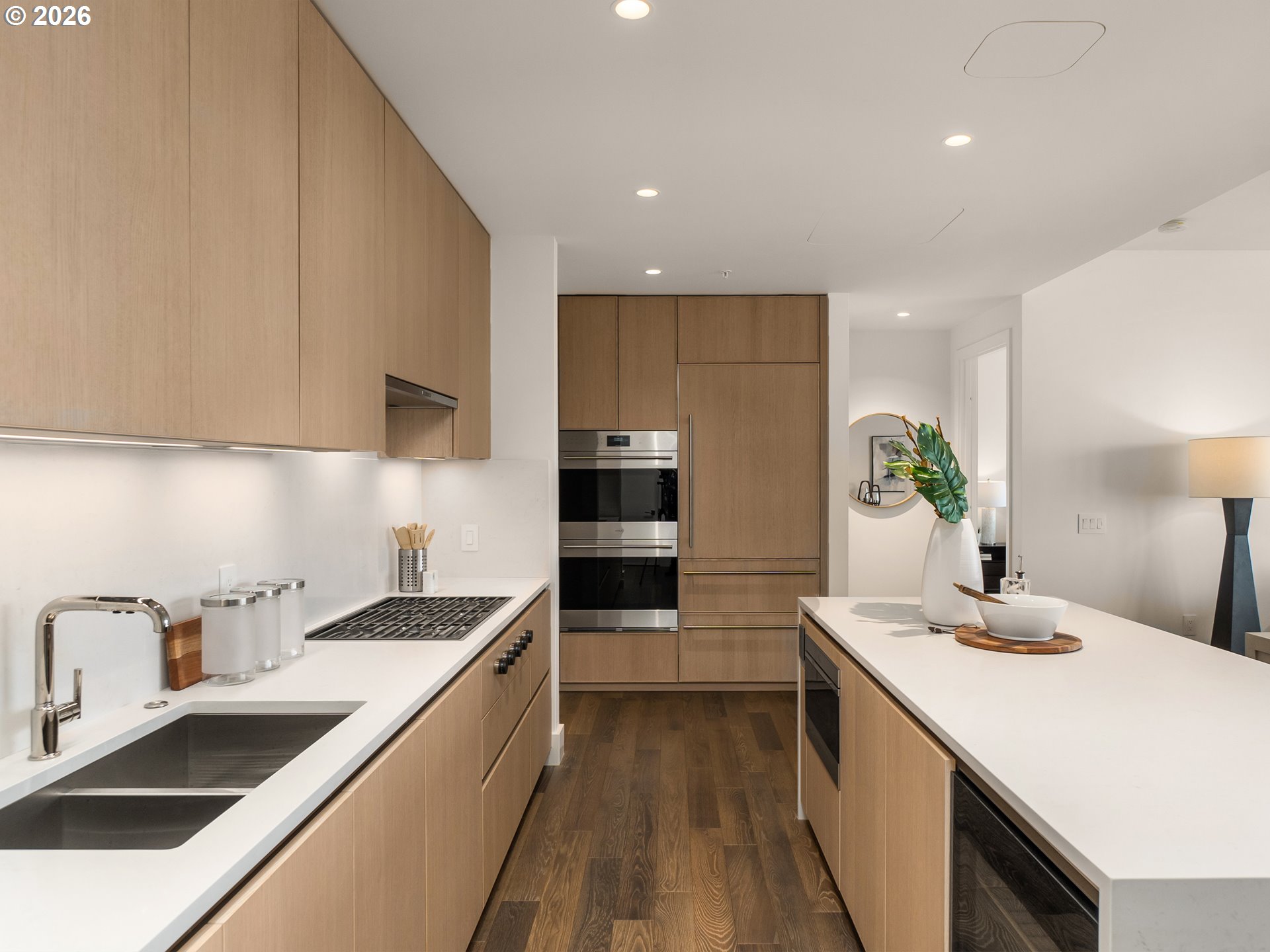 Photo #8: 407093536 Listing: Photo #8