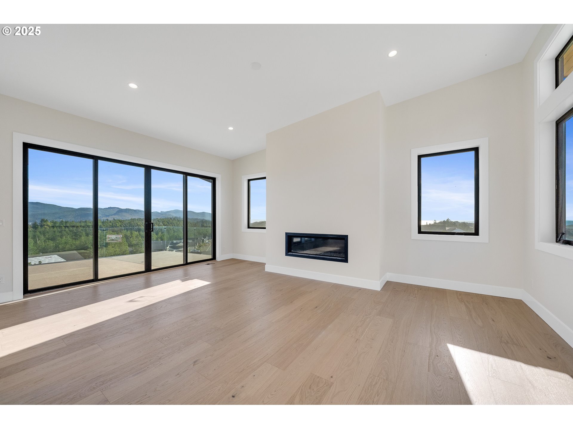 456 Sea View DR, Manzanita, OR, 97130