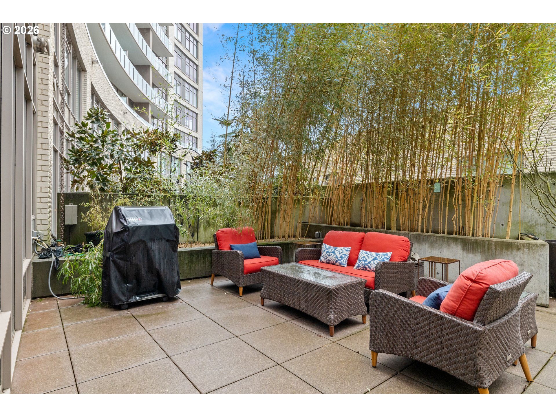 Photo #4: 408543933 Listing: Photo #4