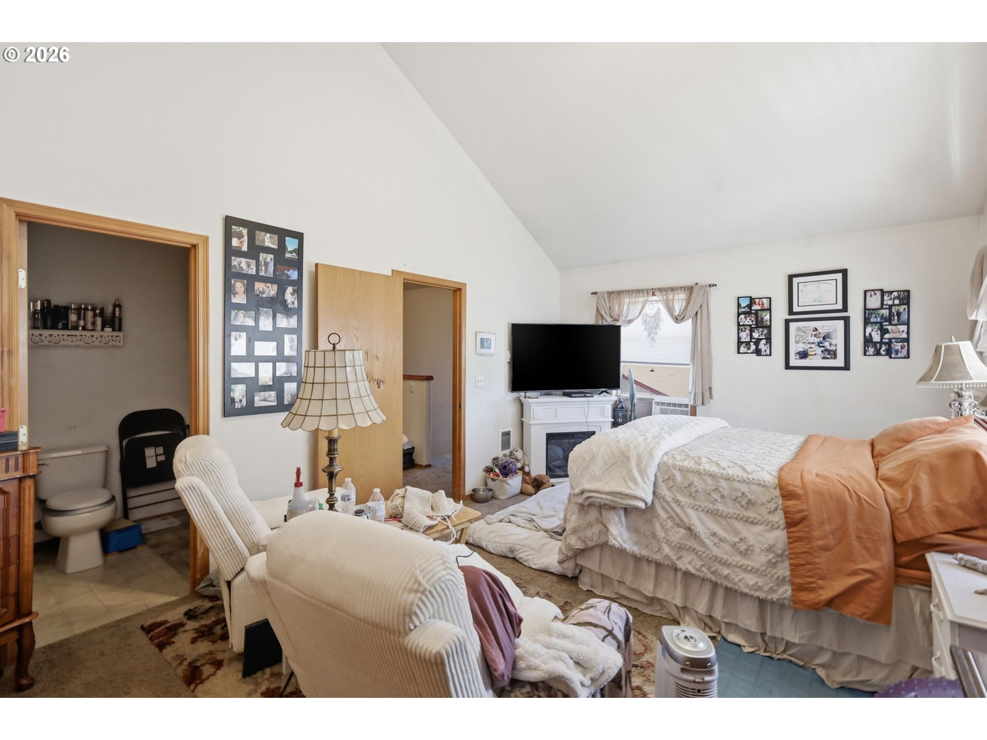 Property photo 15 of 44
