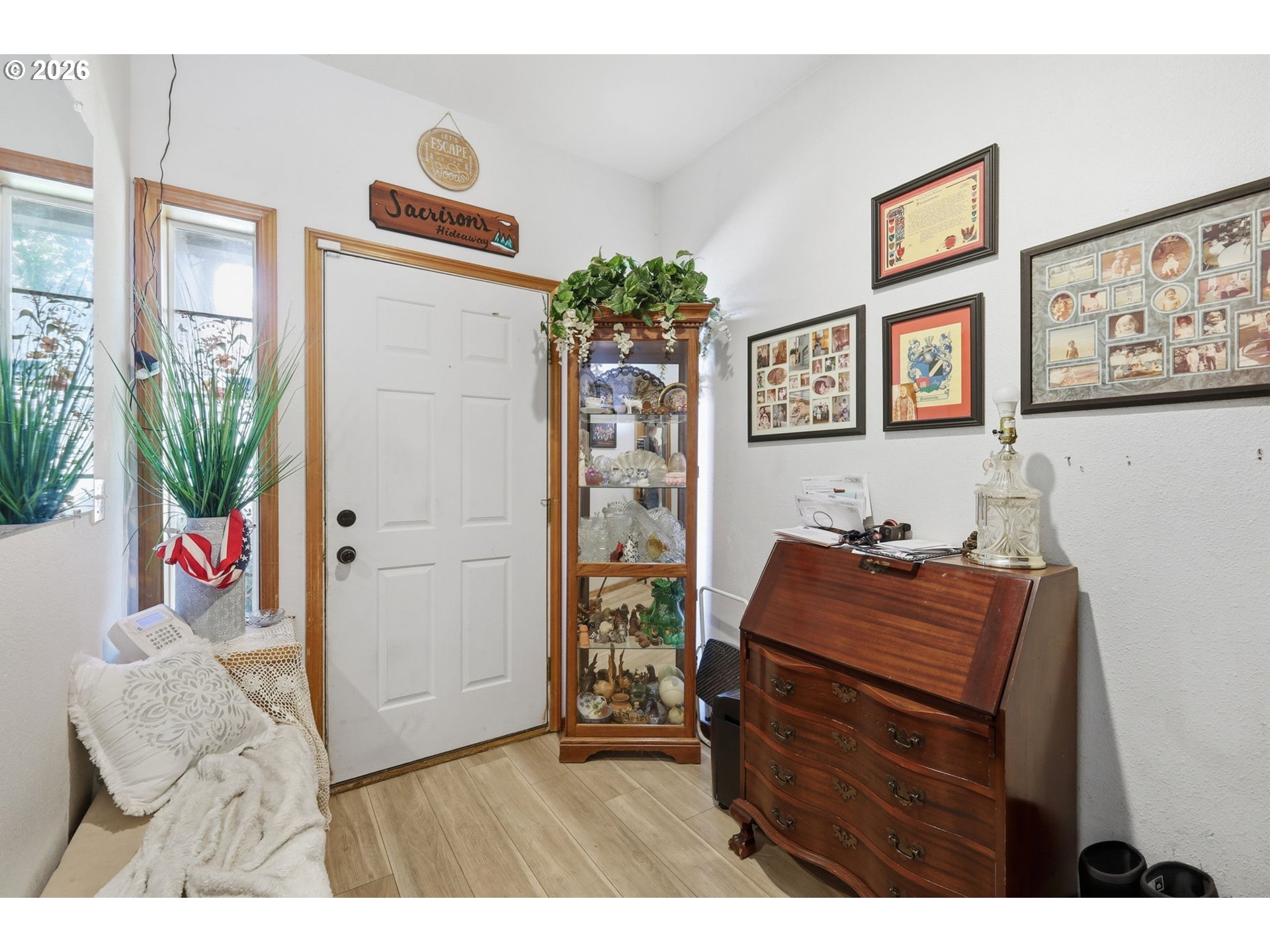 Property photo 5 of 44