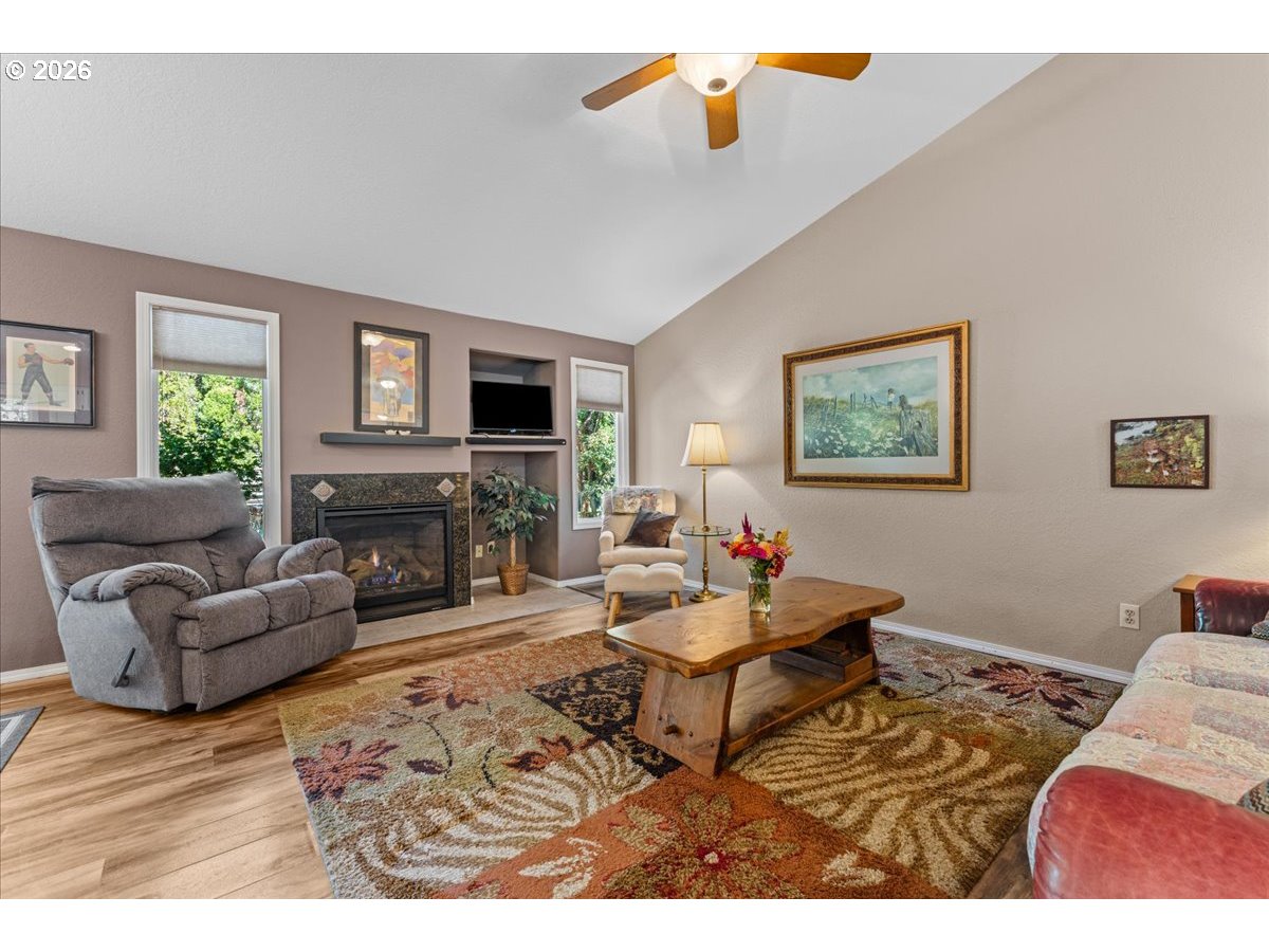 Property photo 13 of 47
