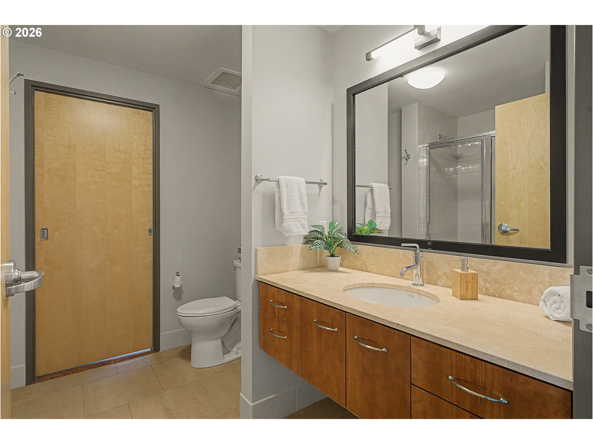 Photo #18: 408767145 Listing: Photo #18