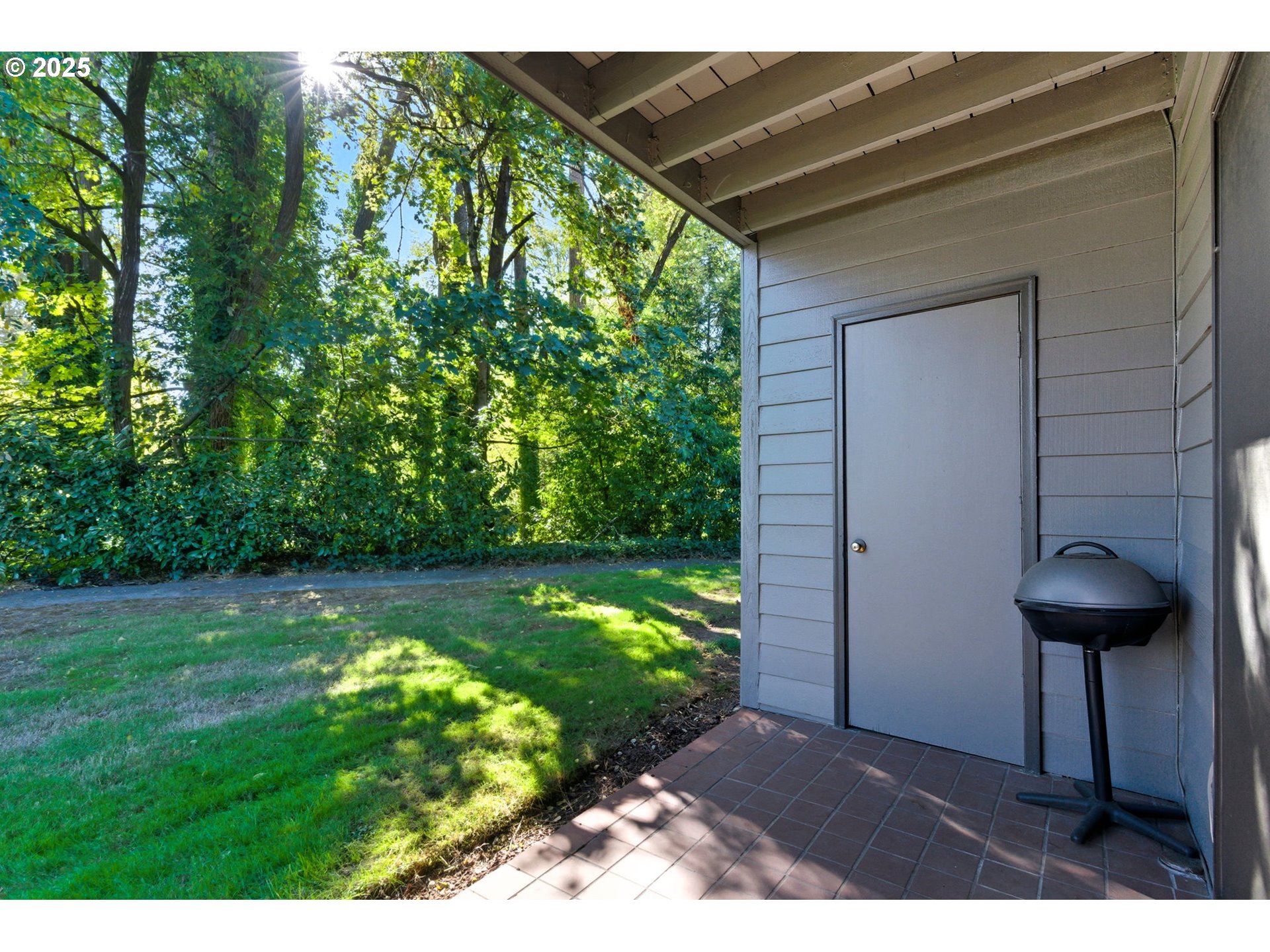 Photo #5: 409321099 Listing 