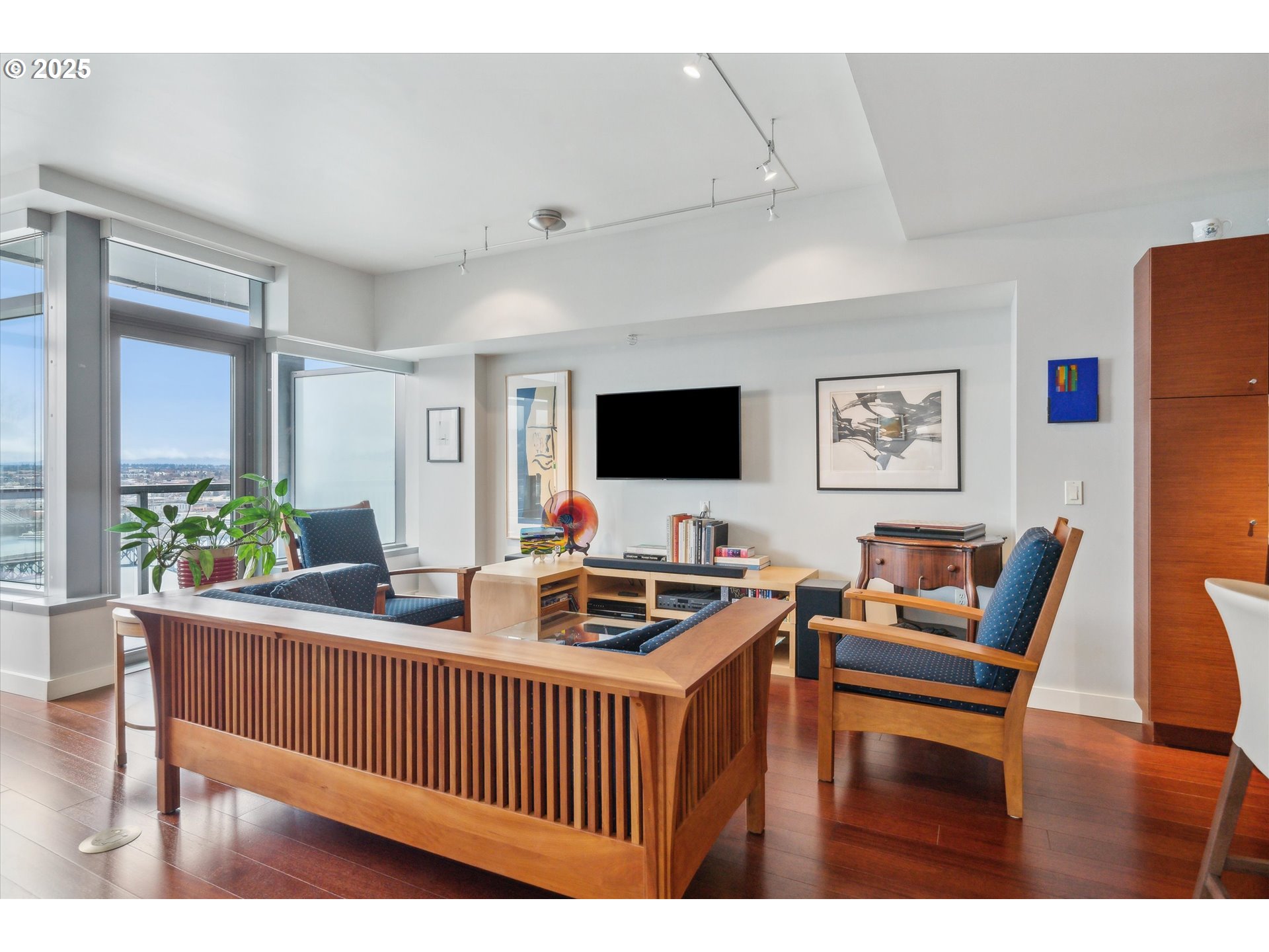 Photo #4: 409409762 Listing: Photo #4