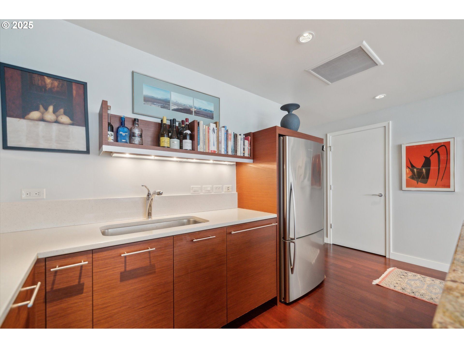 Photo #7: 409409762 Listing: Photo #7