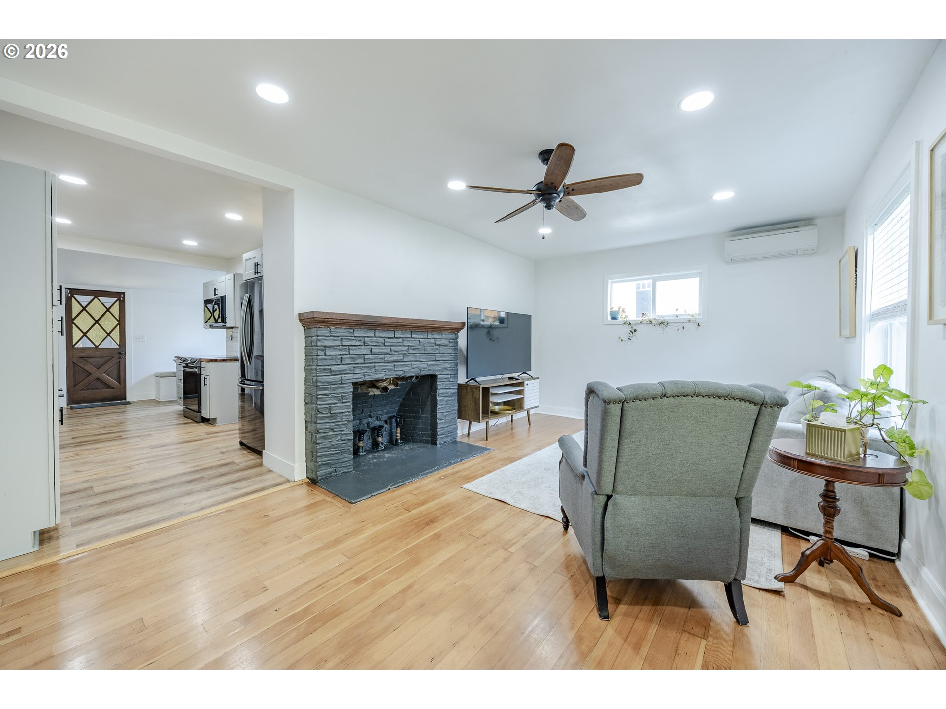 1362 W 11TH AVE, Eugene, OR, 97402