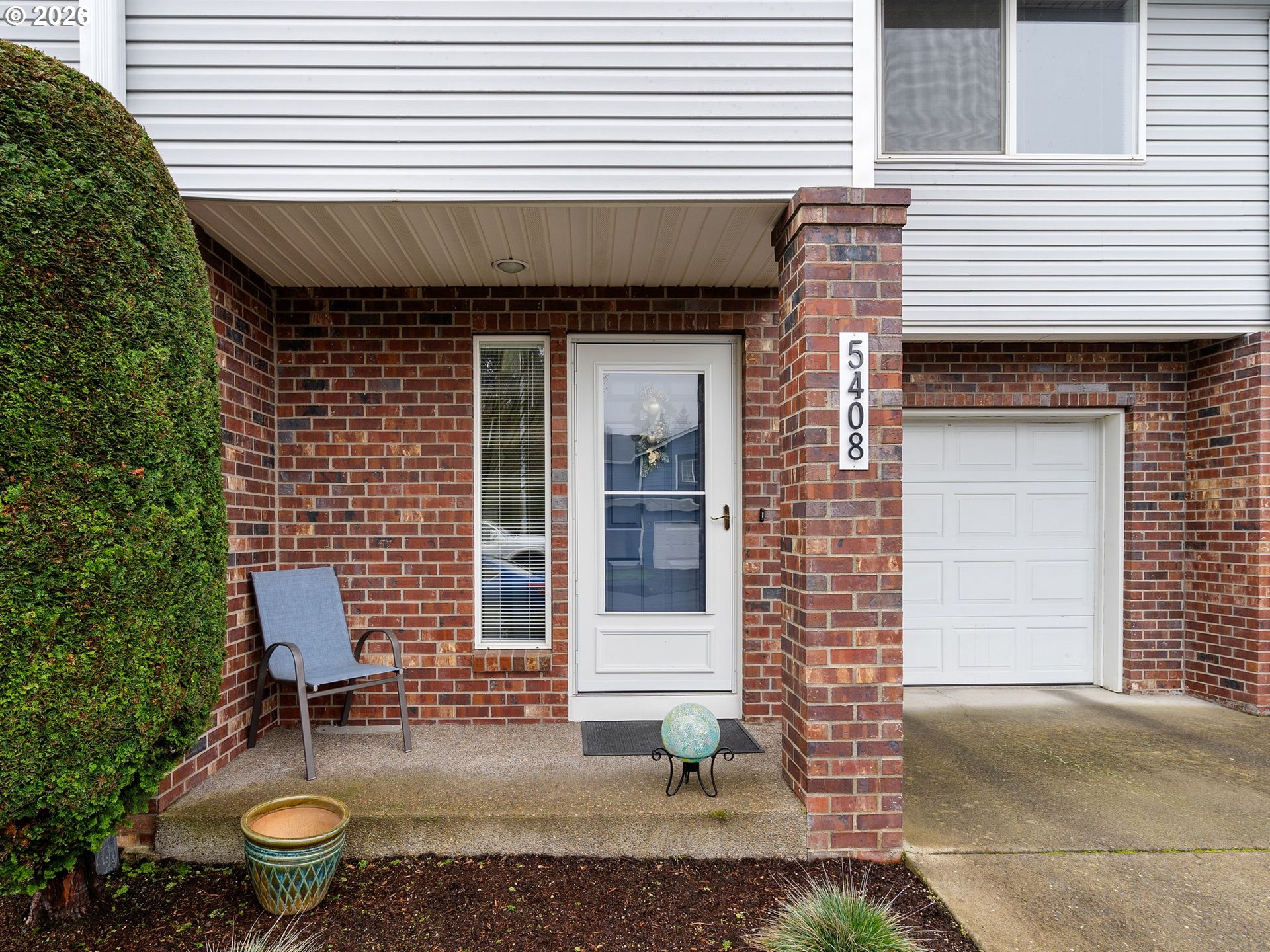 Photo #2: 410475933 Listing: Photo #2