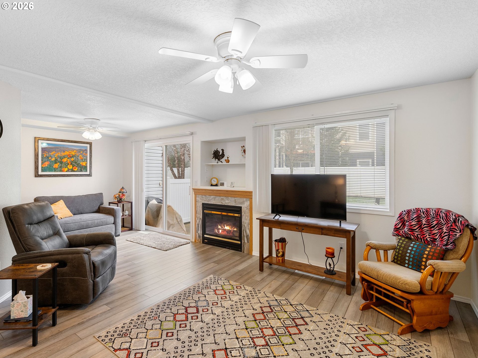 Photo #6: 410475933 Listing: Photo #6